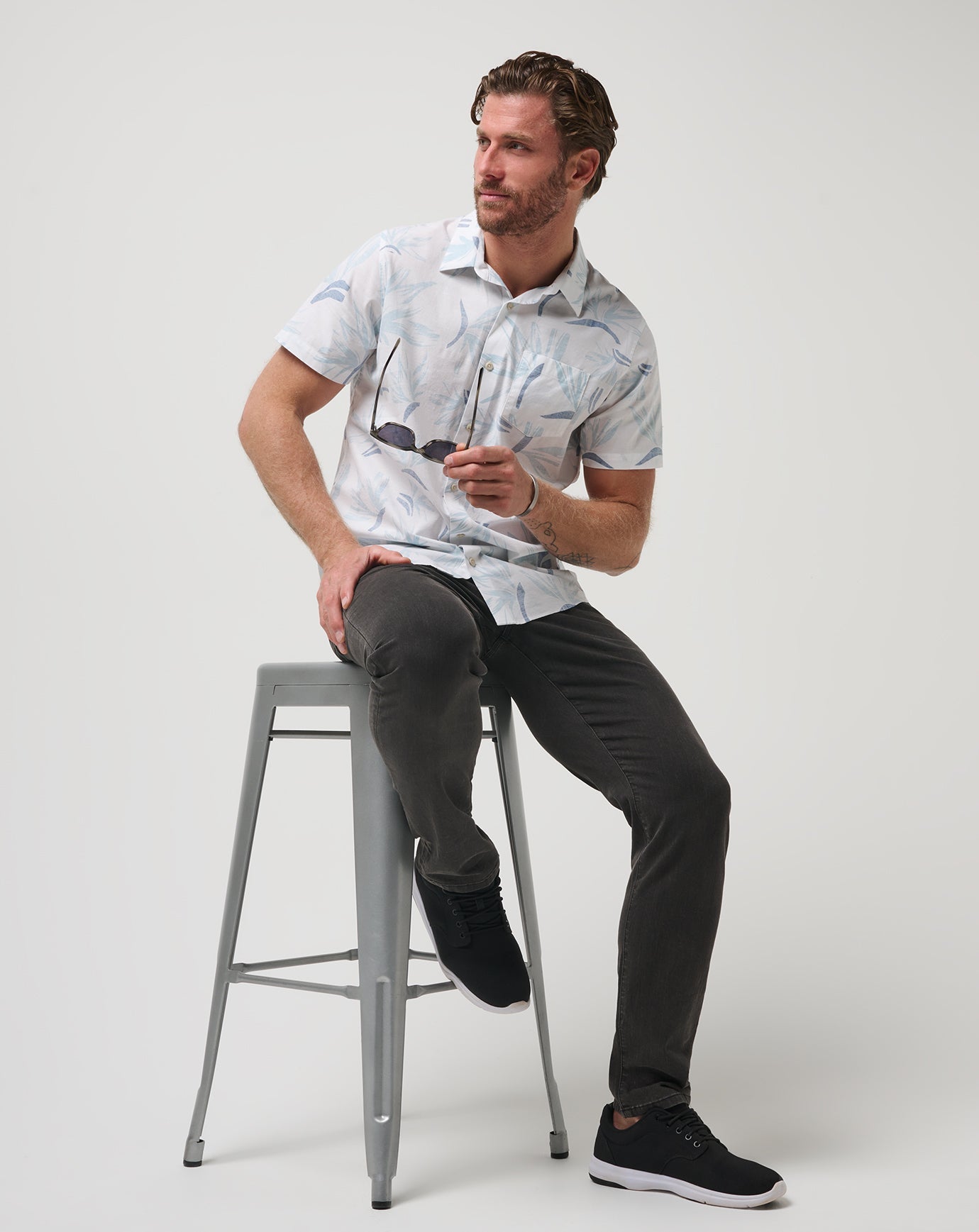 Travis Mathew Hot sale | The Thick Of It Button-Up