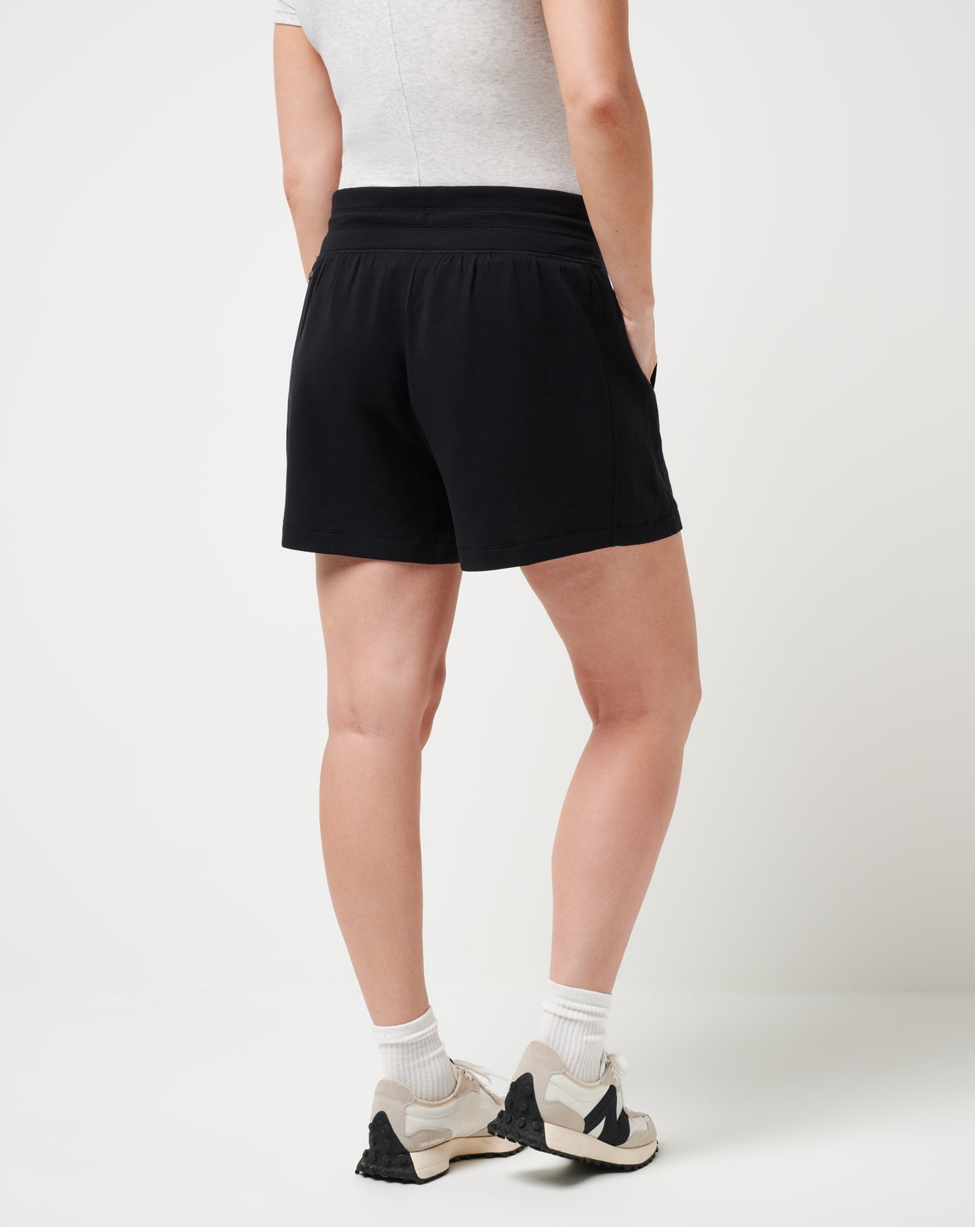 Travis Mathew Hot sale | Skyloft Soft Tie Short