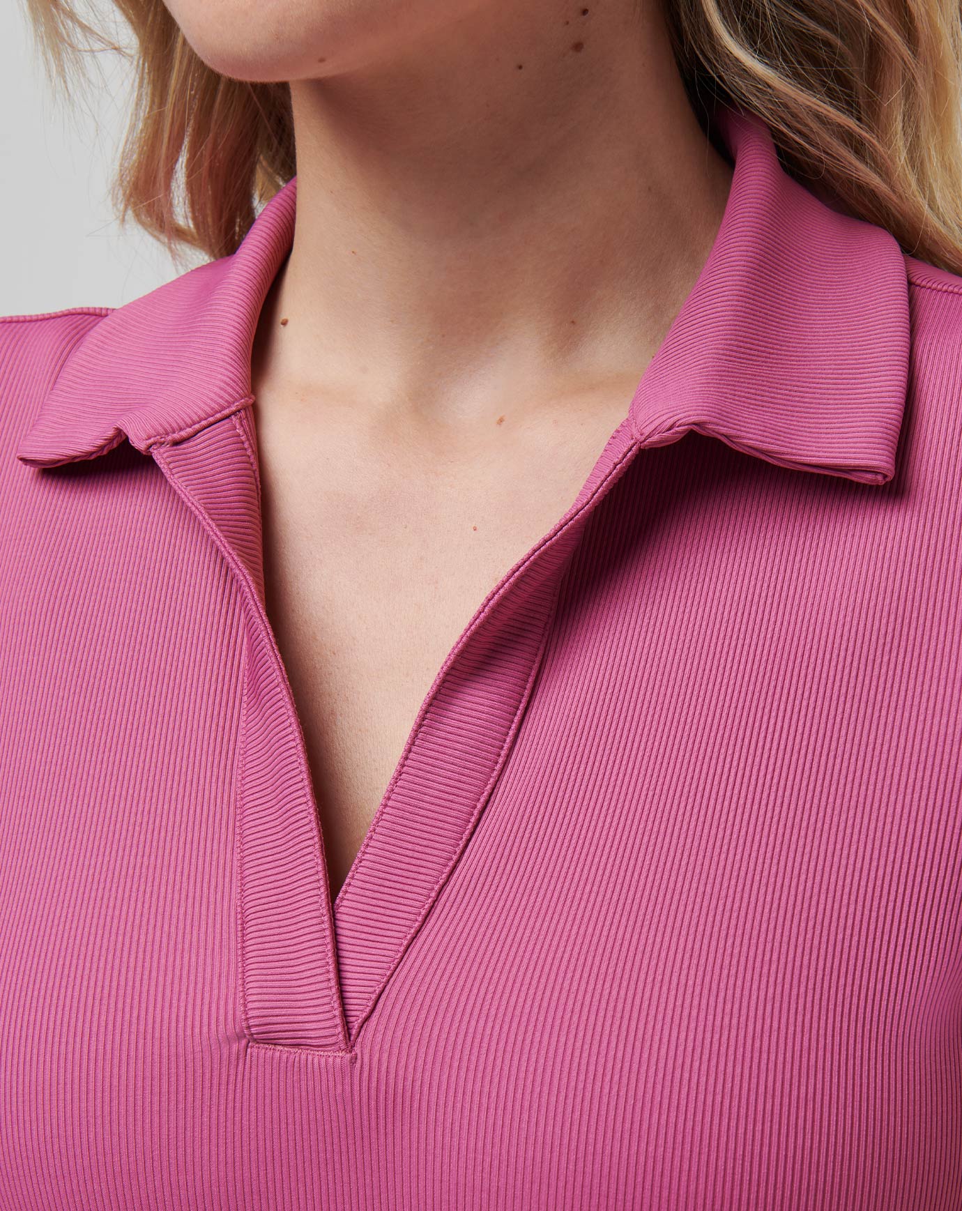 Travis Mathew | Moveknit Vneck Polo