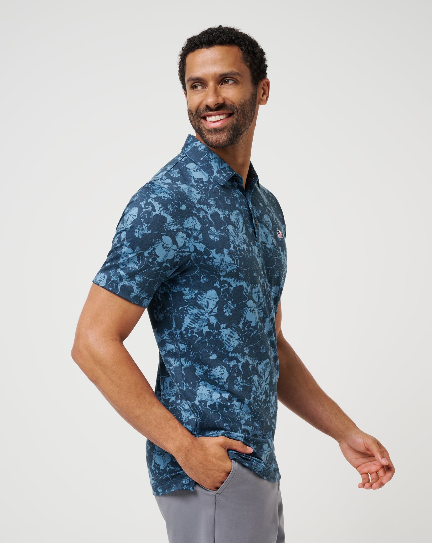 Travis Mathew New | Featherweight Poolside Paradise Polo