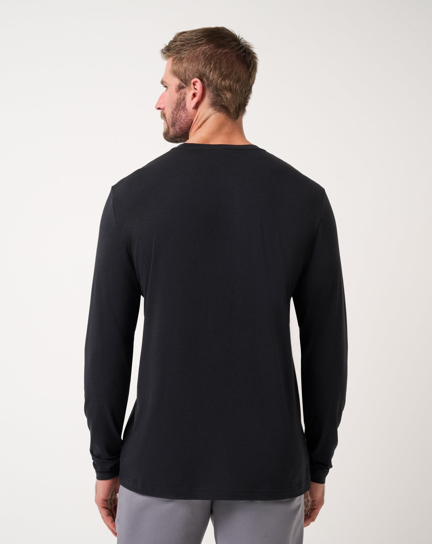 Travis Mathew Online | Cloud Crew Long Sleeve Tee