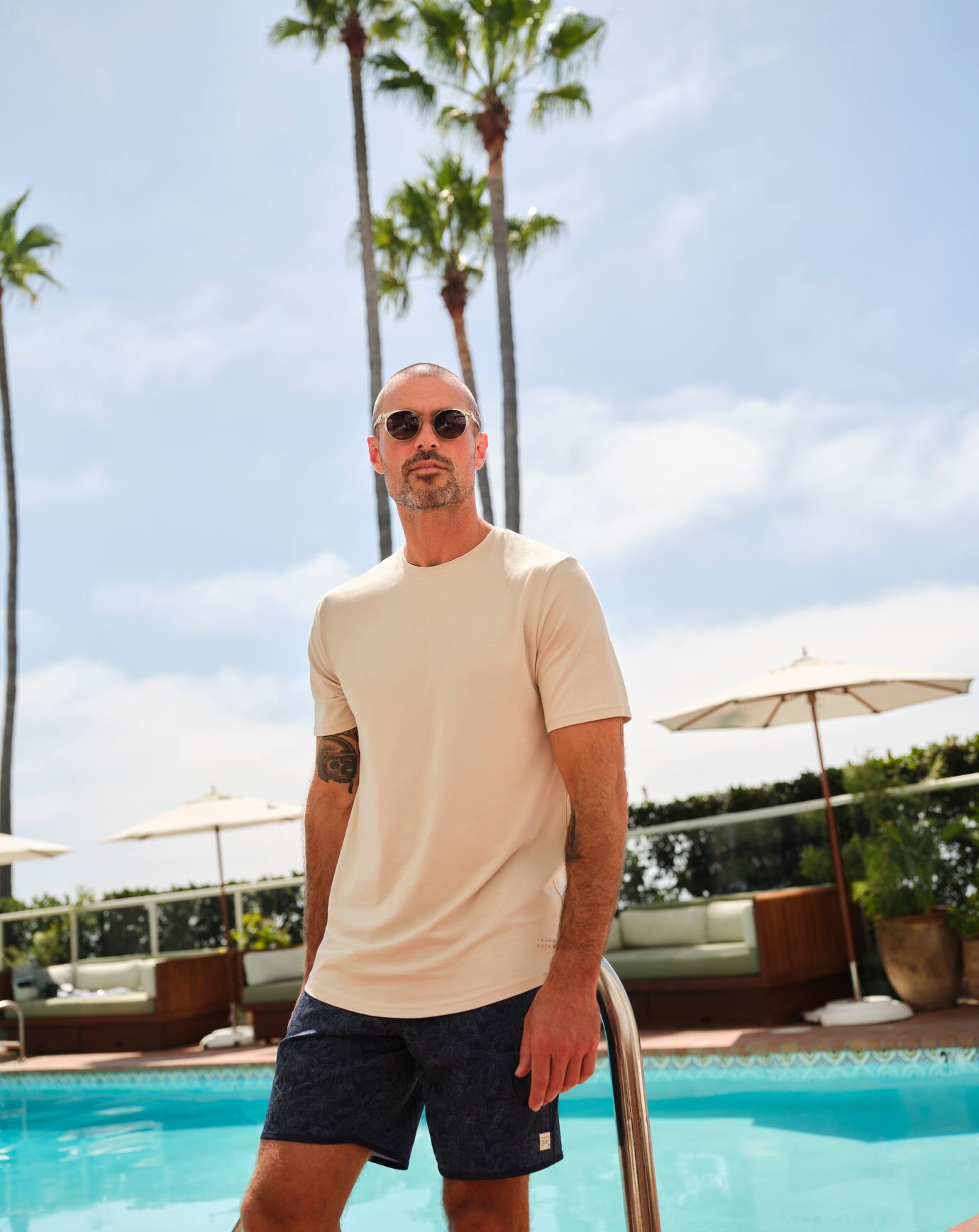 Travis Mathew Discount | Cloud Crew Tee
