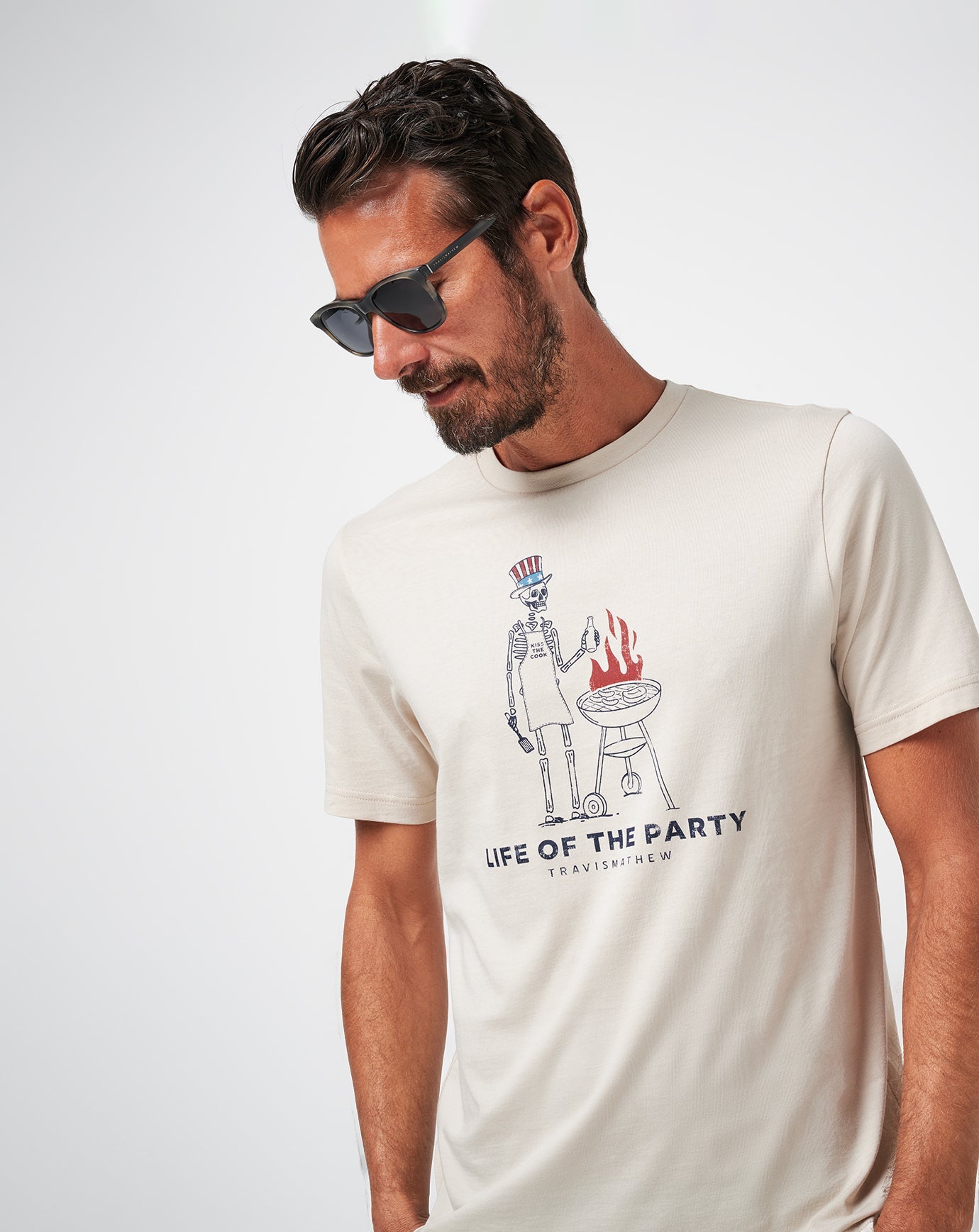 Travis Mathew On Sale | Grill And Thrill Tee