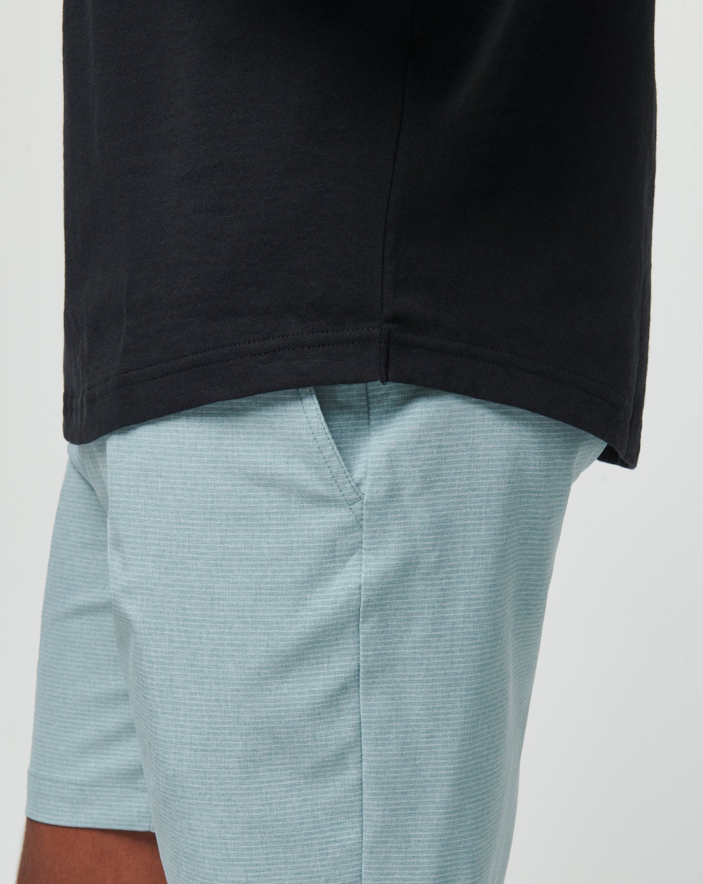 Travis Mathew US | Living Aloha Tee