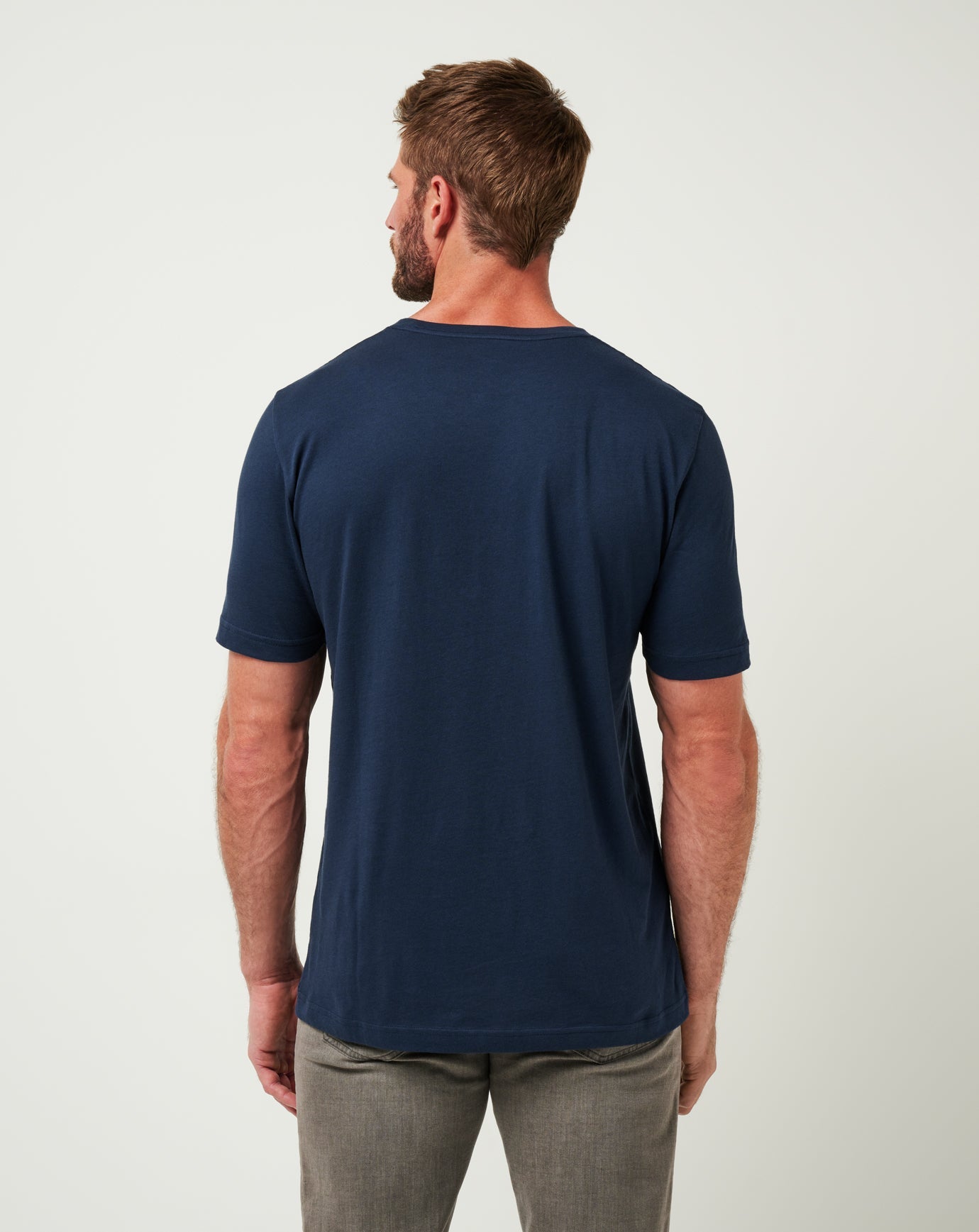 Travis Mathew | Atlanta Braves Sunset Slam Tee