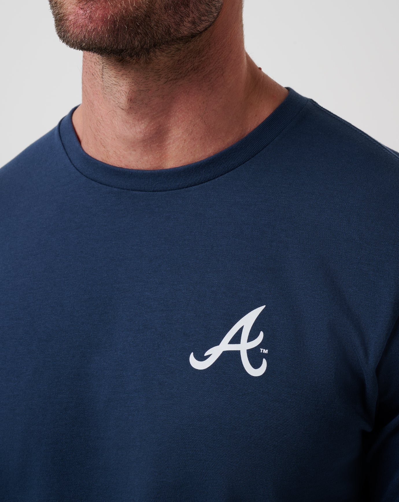 Travis Mathew Discount | Atlanta Braves Friendly Rivalry Tee