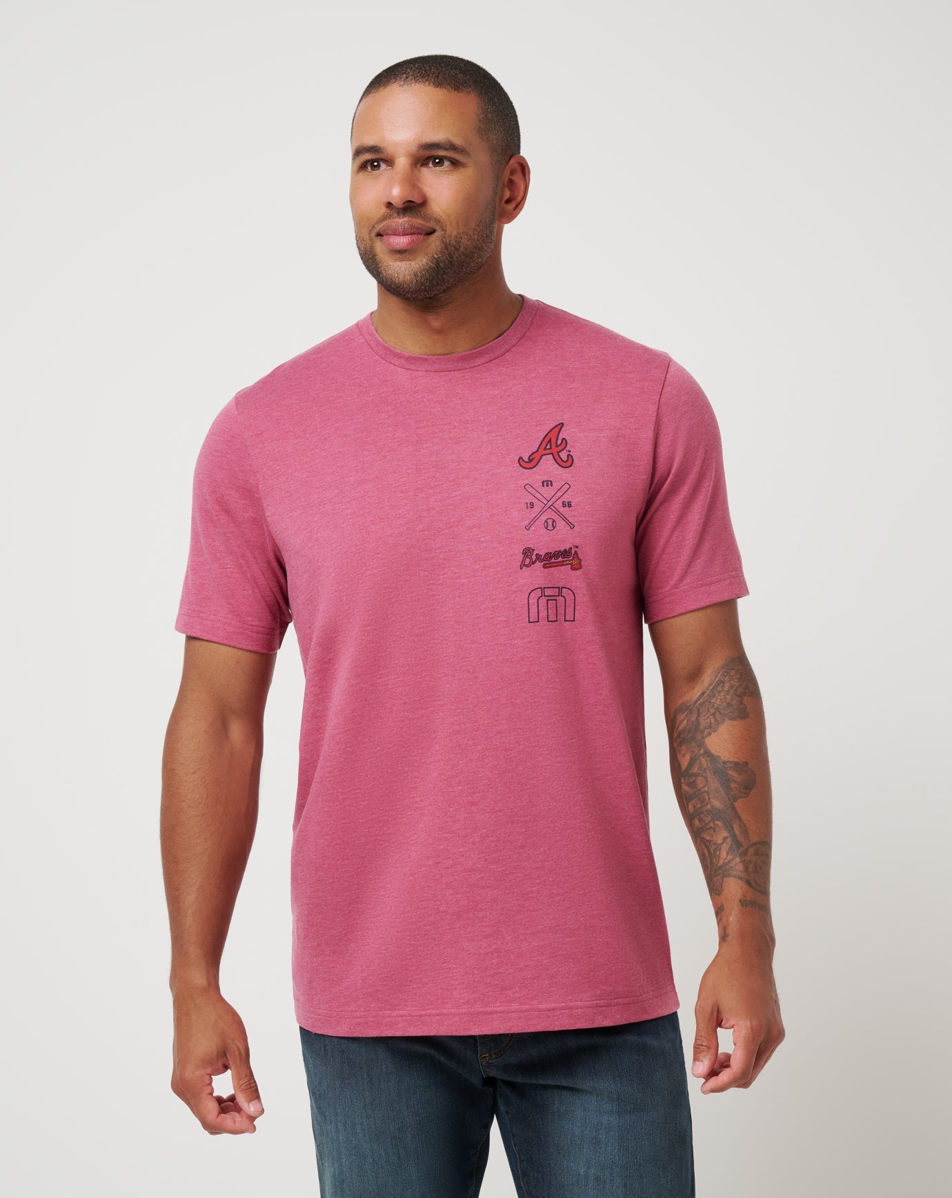 Travis Mathew Outlet | Atlanta Braves Sunset Slam 2.0 Tee