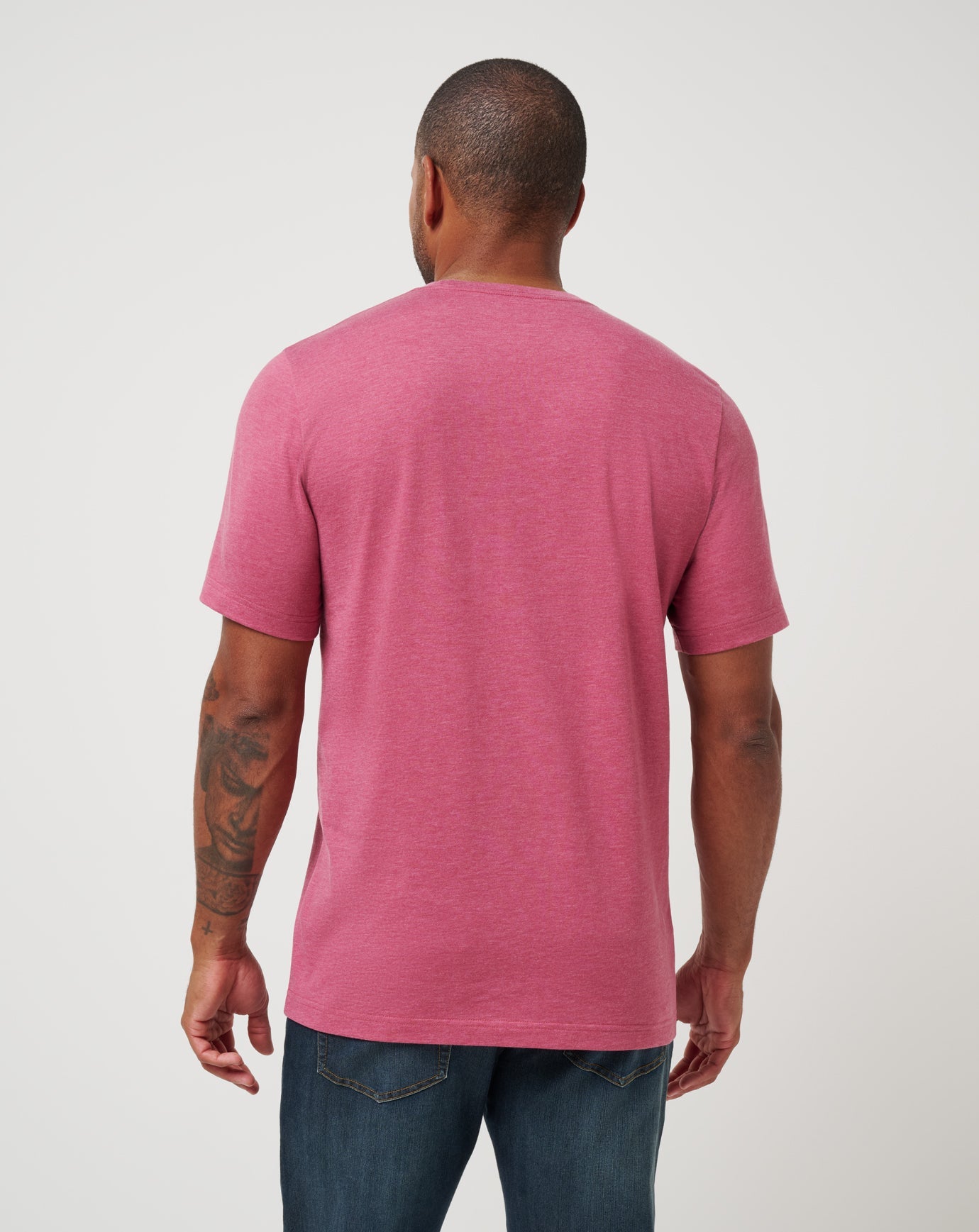 Travis Mathew Outlet | Atlanta Braves Sunset Slam 2.0 Tee