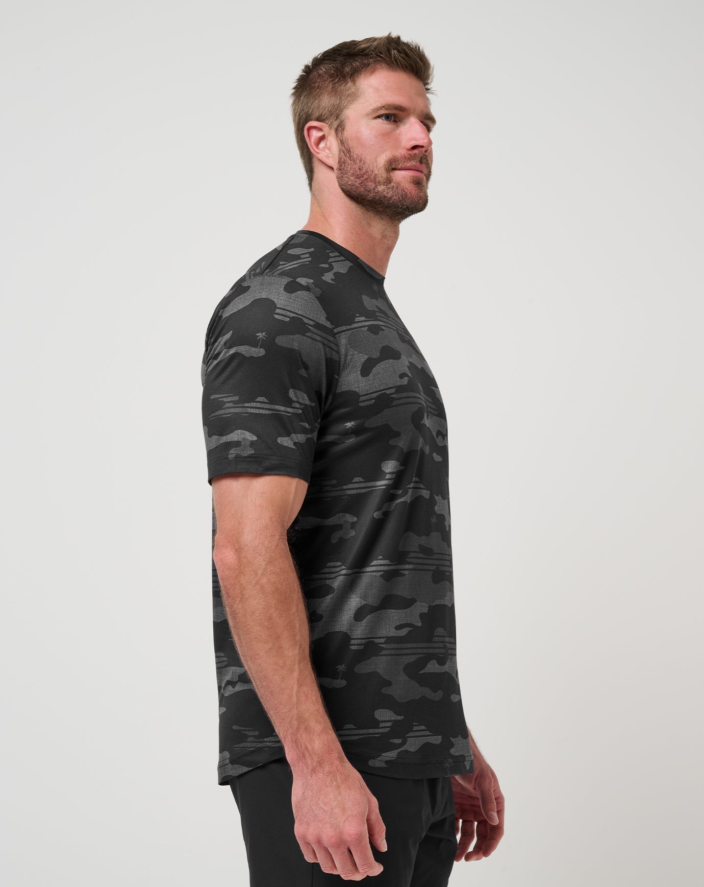Travis Mathew New | Season Stealth Tee