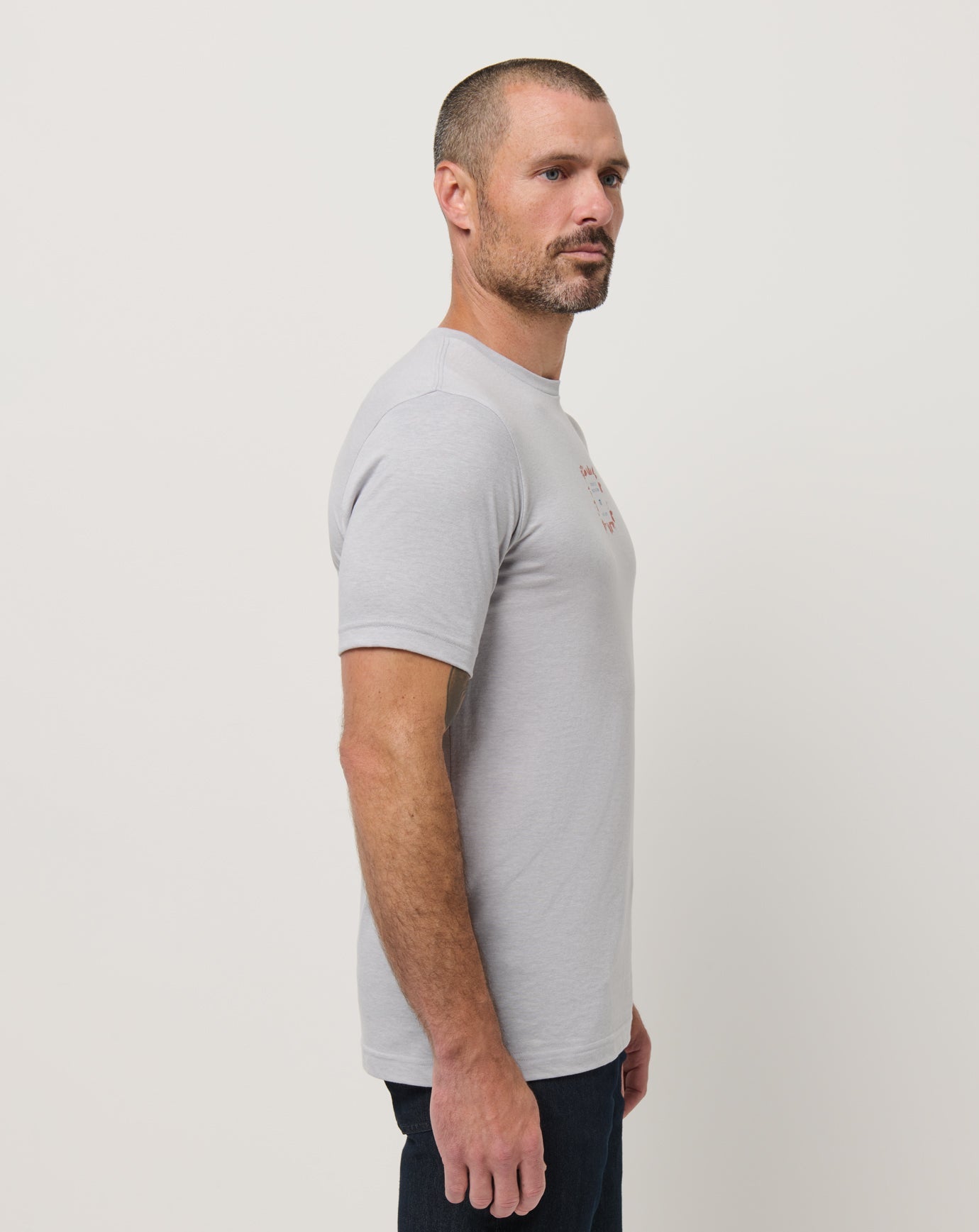 Travis Mathew Outlet | Short Layover Tee