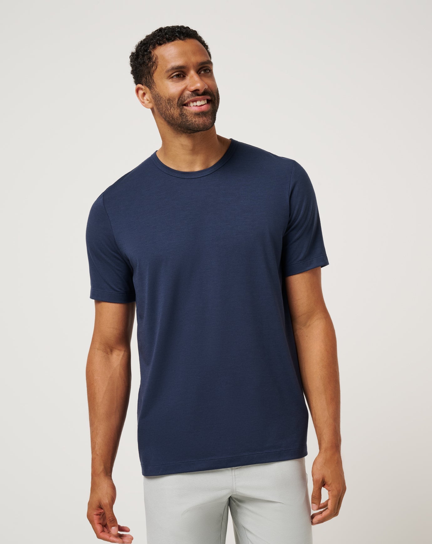 Travis Mathew Hot sale | Long Holiday Tee