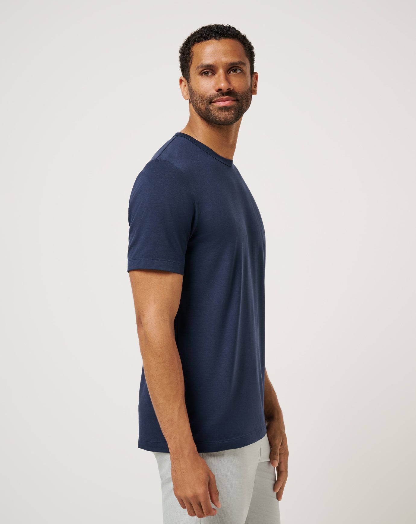 Travis Mathew Hot sale | Long Holiday Tee