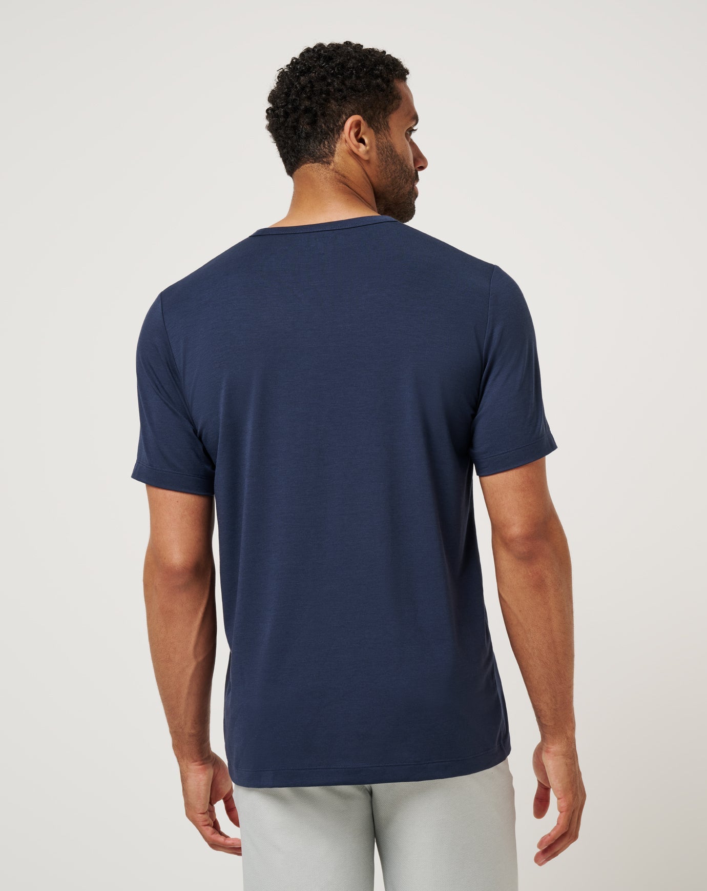 Travis Mathew Hot sale | Long Holiday Tee