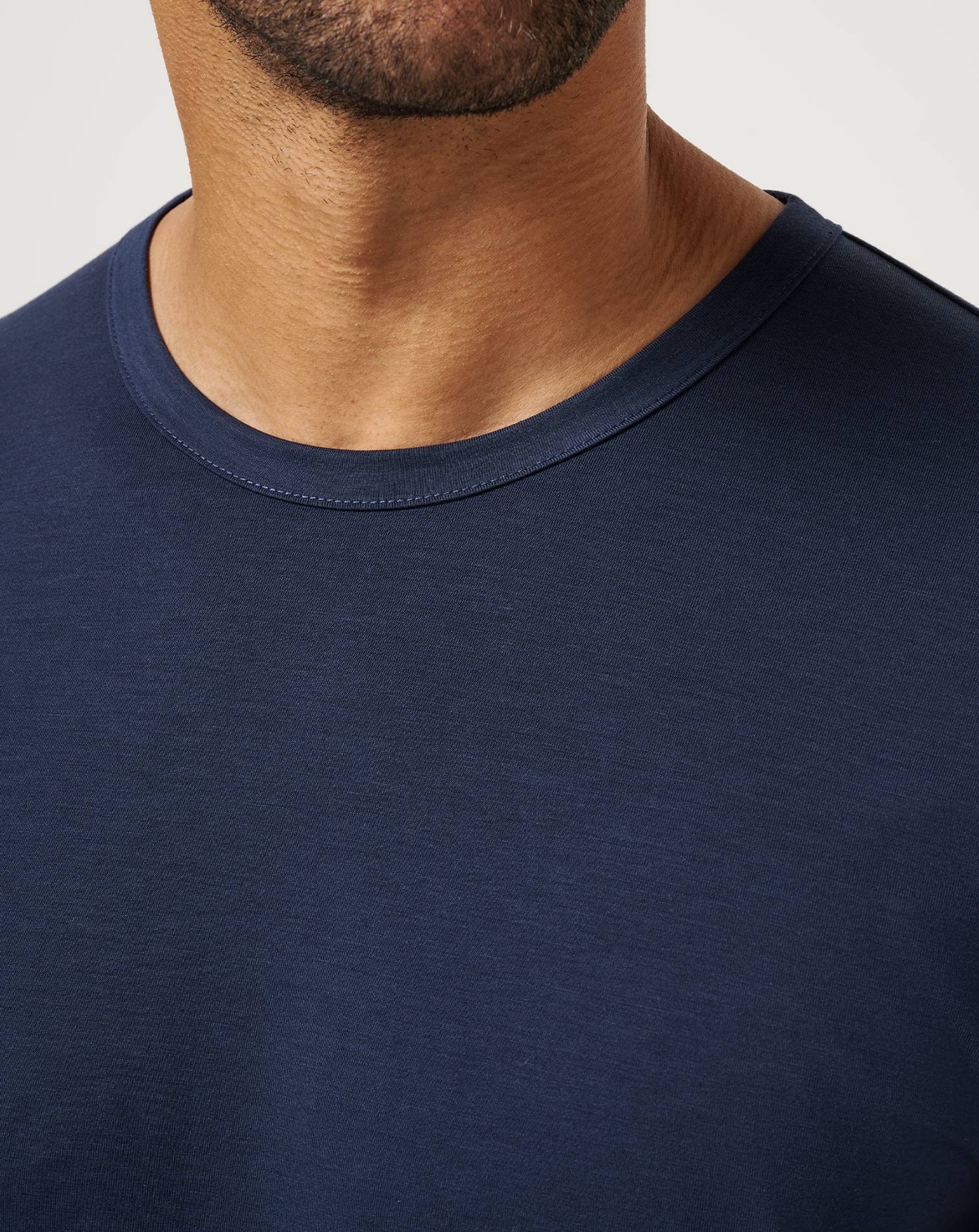 Travis Mathew Hot sale | Long Holiday Tee