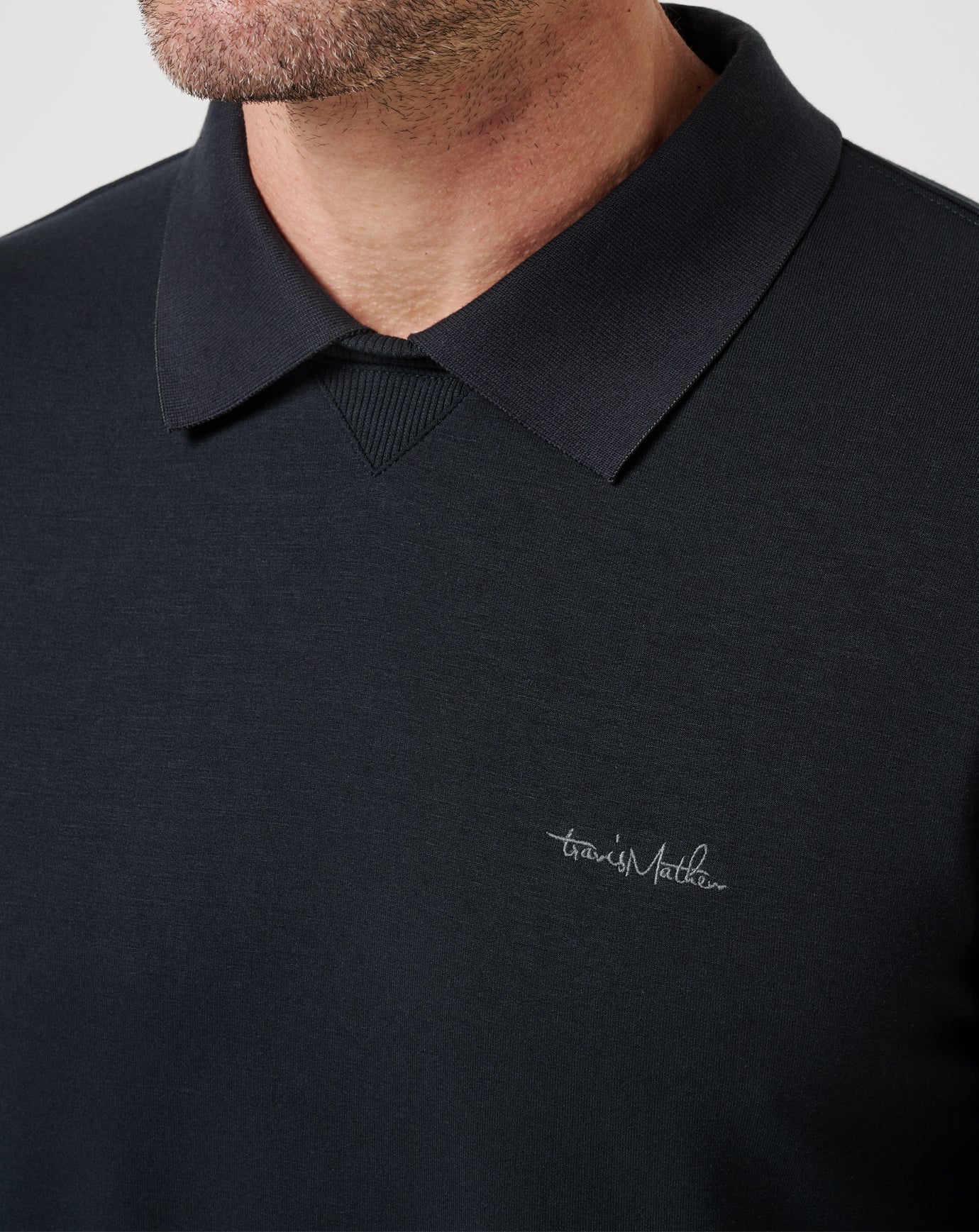 Travis Mathew US | Amenities Collar Crew