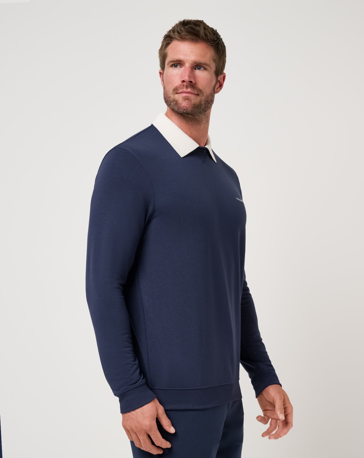 Travis Mathew | Amenities Collar Crew