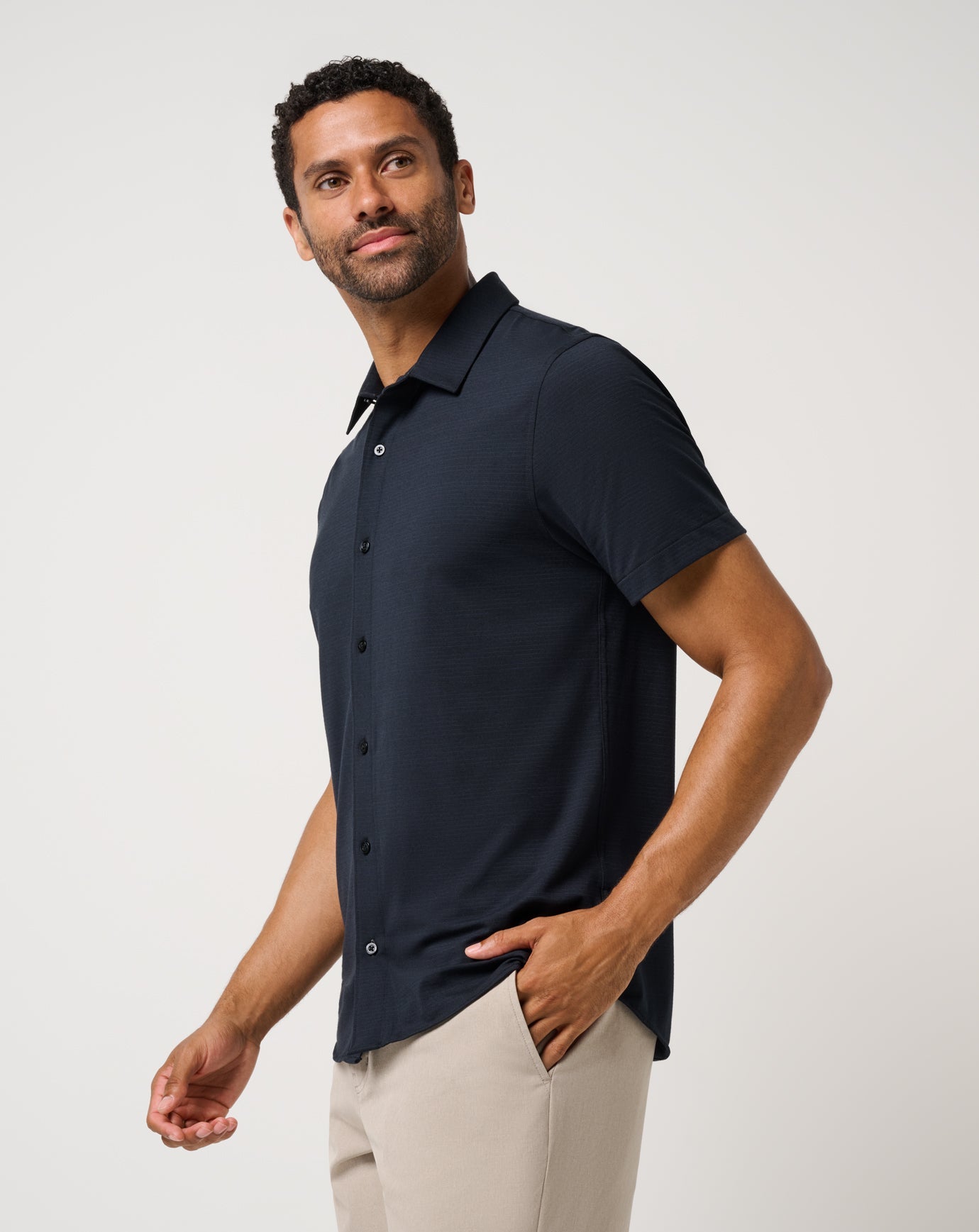 Travis Mathew Online | The Heater Button-Up