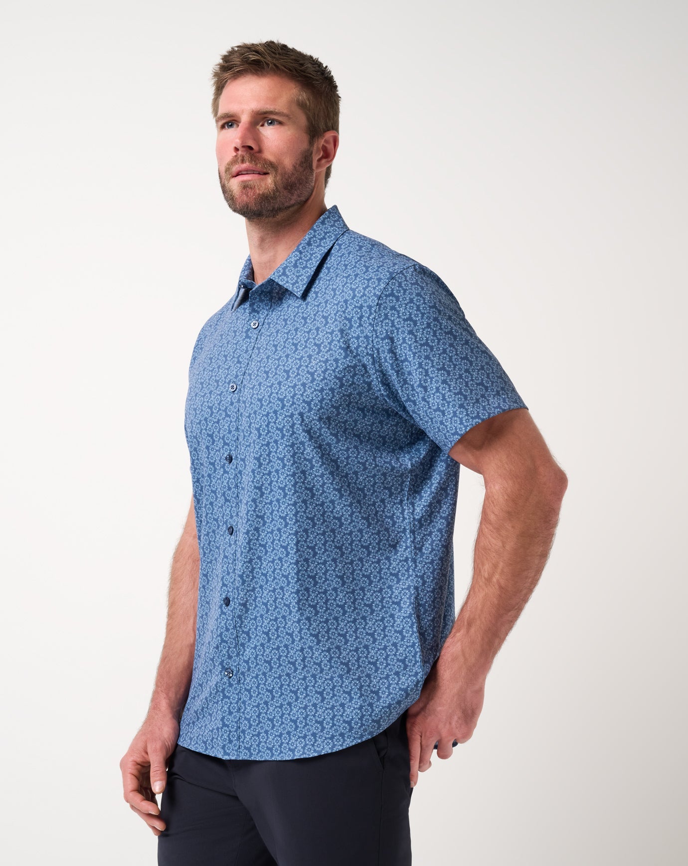 Travis Mathew Sale | Techwoven Sunlight Button-Up