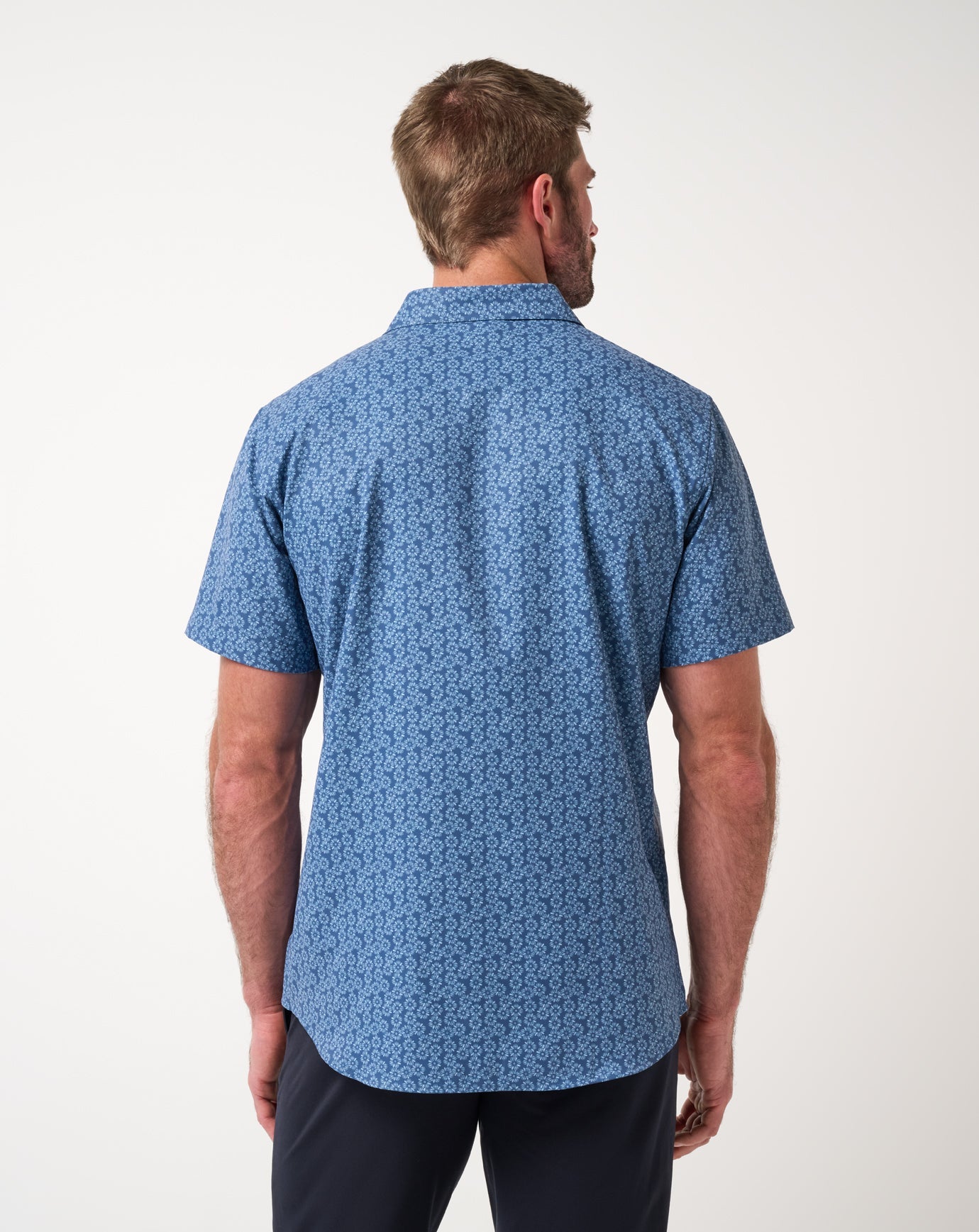 Travis Mathew Sale | Techwoven Sunlight Button-Up