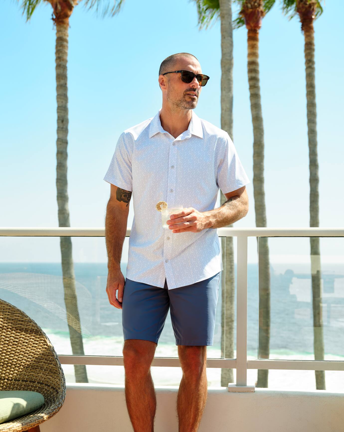 Travis Mathew Outlet | Techwoven Sunlight Button-Up