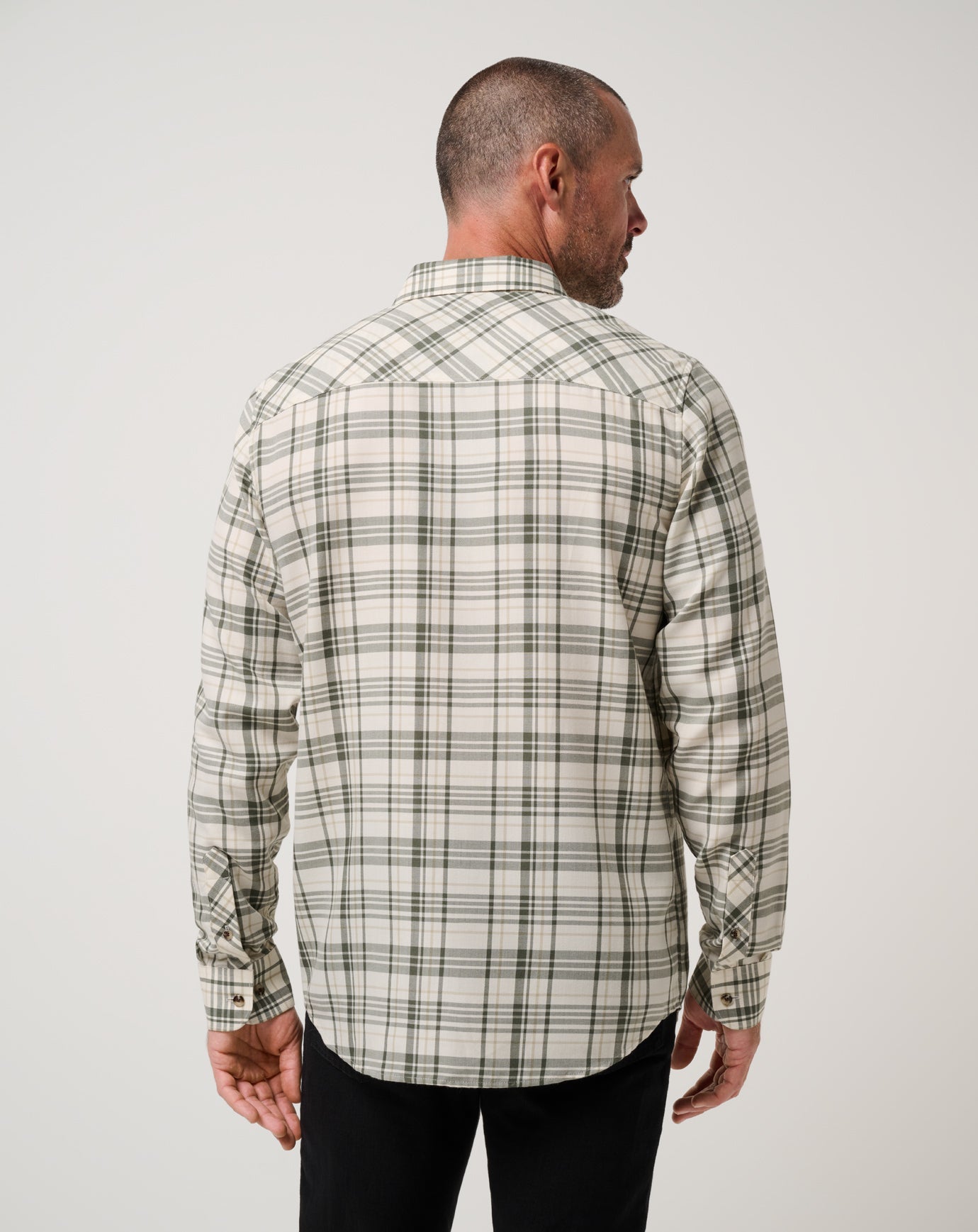 Travis Mathew Hot sale | Cloud Flannel Plaid Button-Up