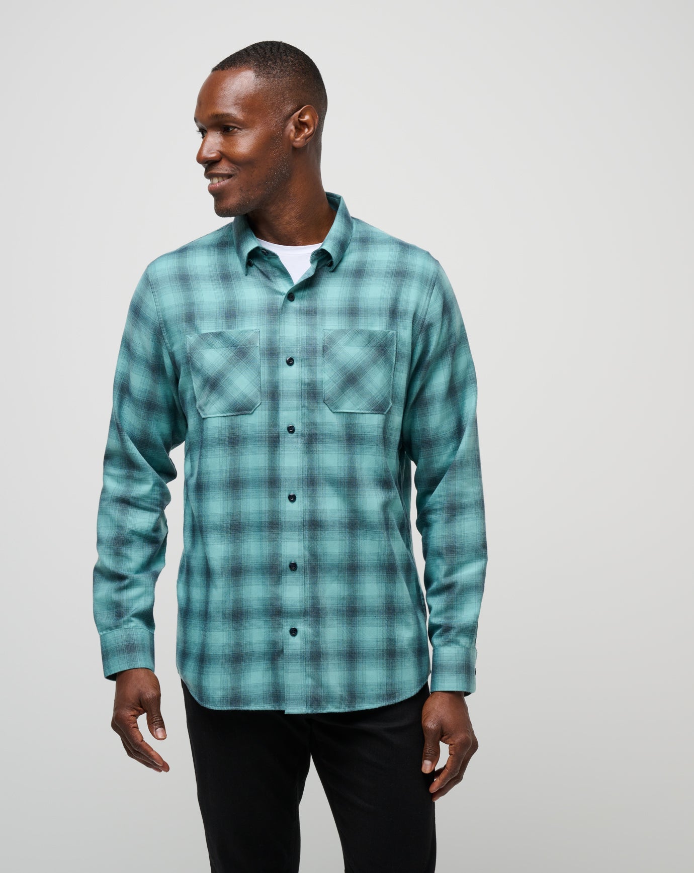 Travis Mathew Outlet | Cloud Flannel Plaid Button-Up