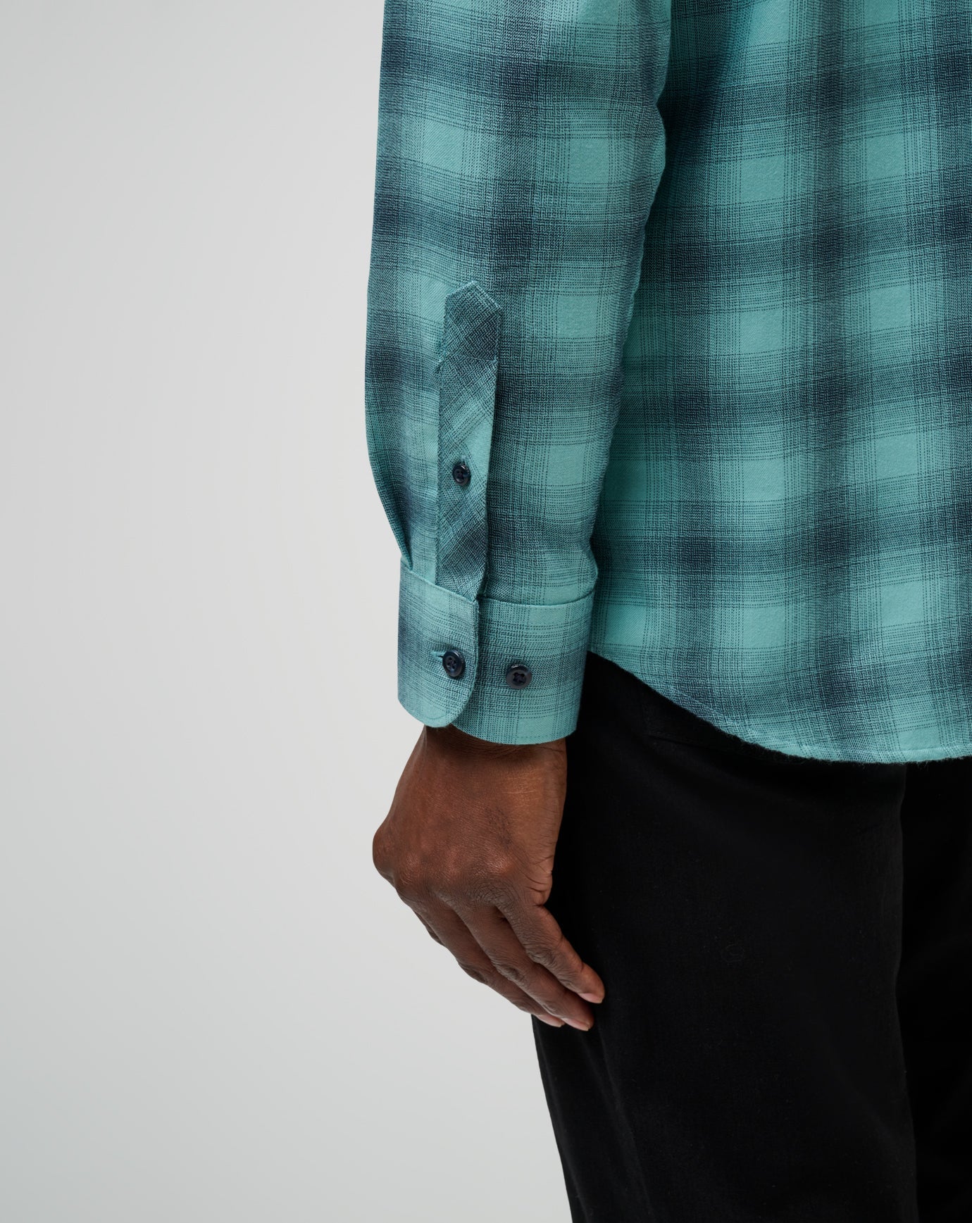 Travis Mathew Outlet | Cloud Flannel Plaid Button-Up