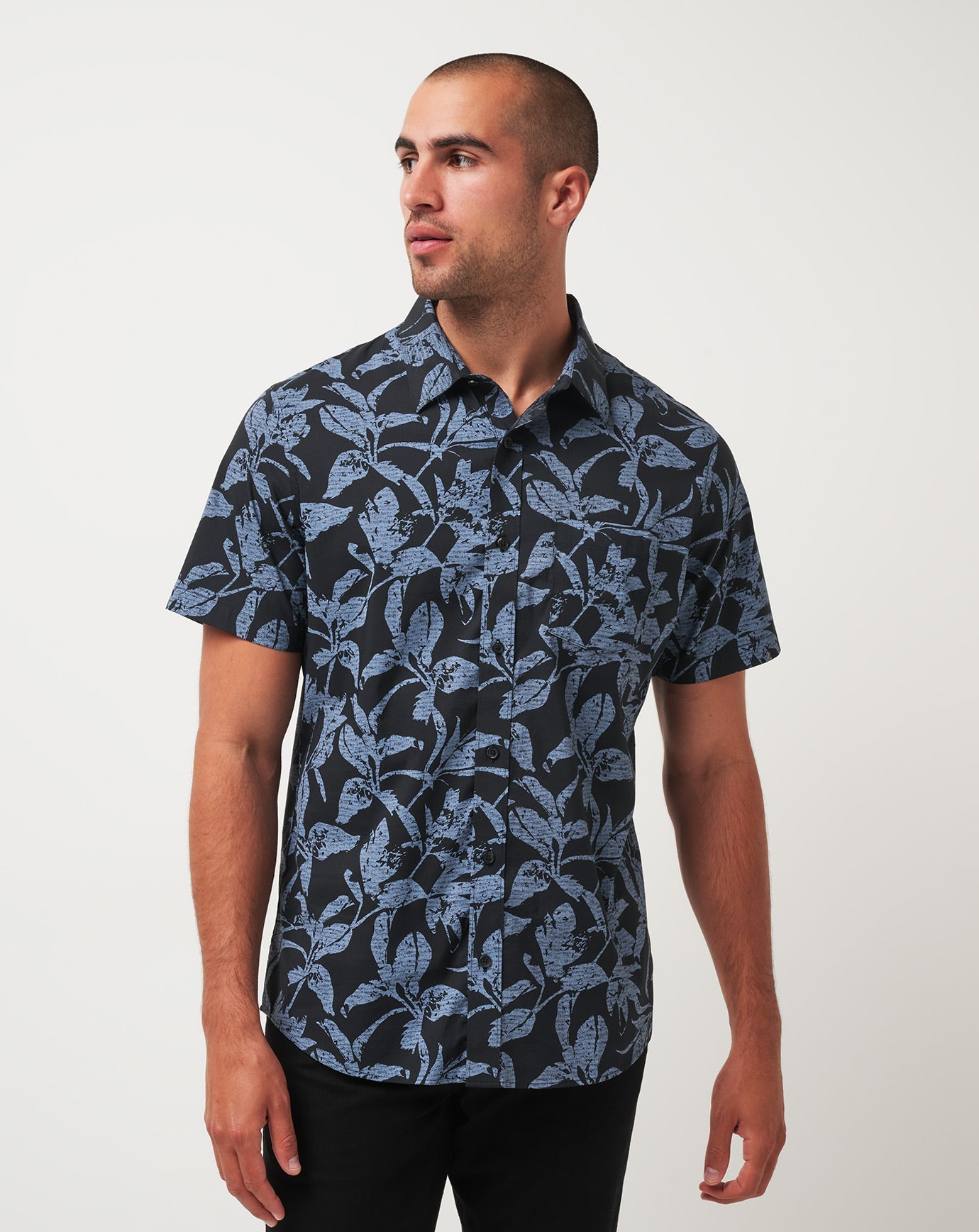 Travis Mathew On Sale | Photo Finish Button-Up