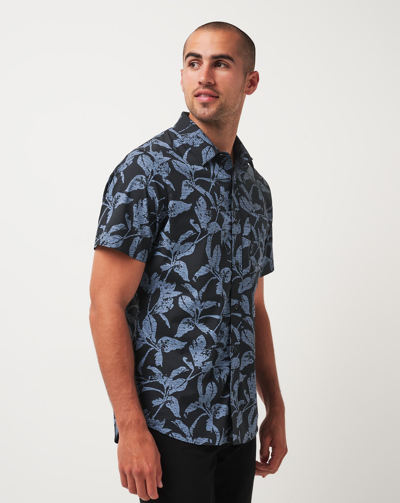Travis Mathew On Sale | Photo Finish Button-Up