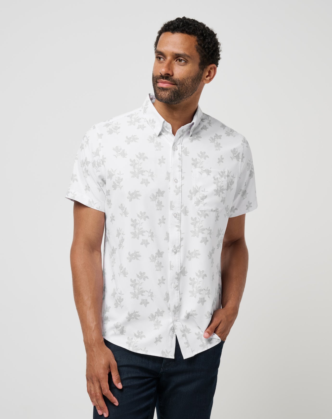 Travis Mathew On Sale | Mist On The Lake Button-Up