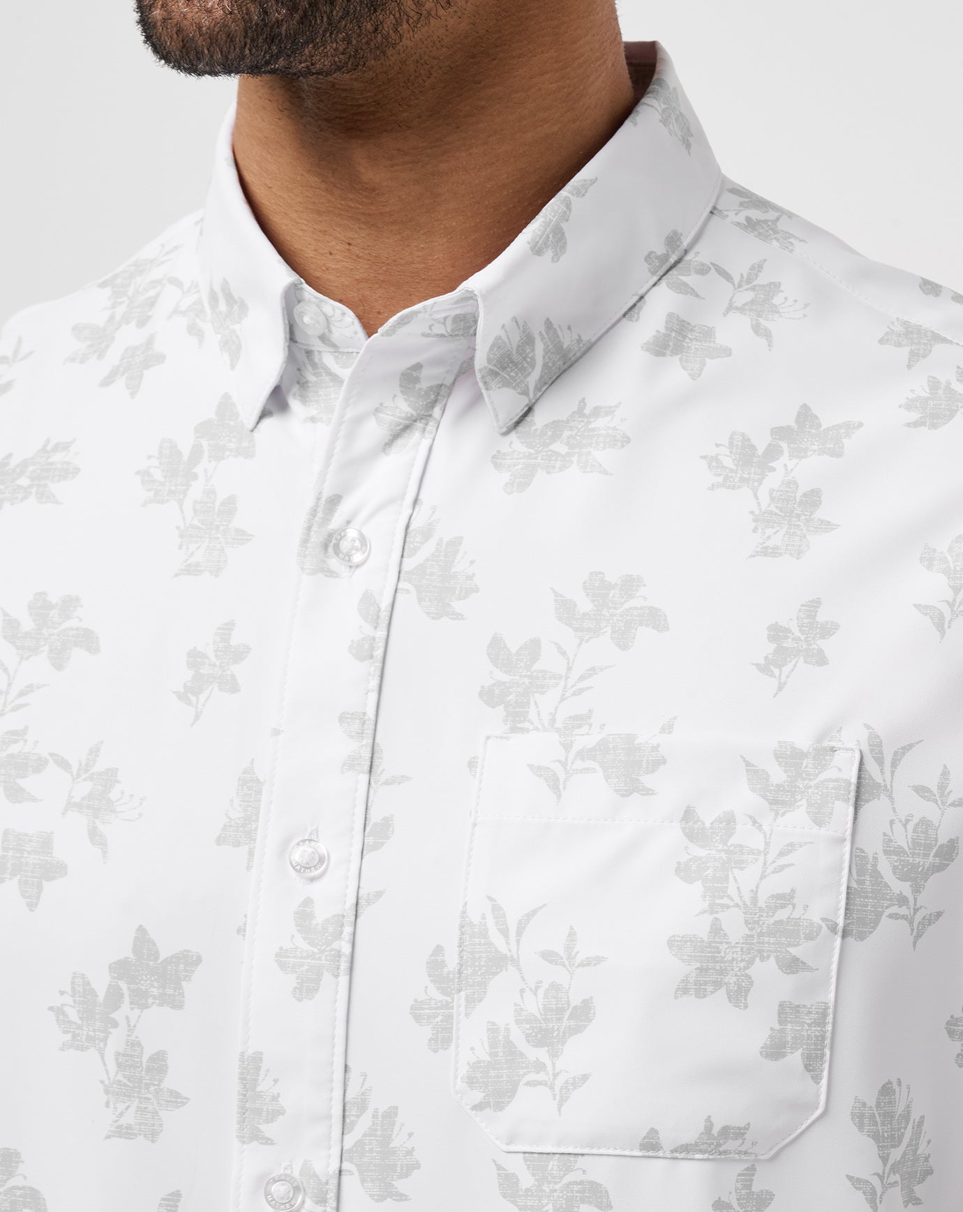 Travis Mathew On Sale | Mist On The Lake Button-Up