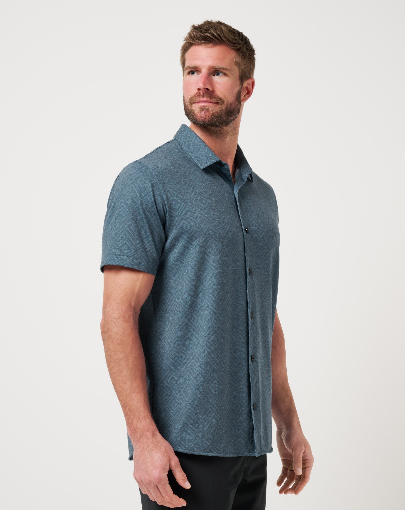 Travis Mathew For sale | Knit Featherweight Night Button-Up