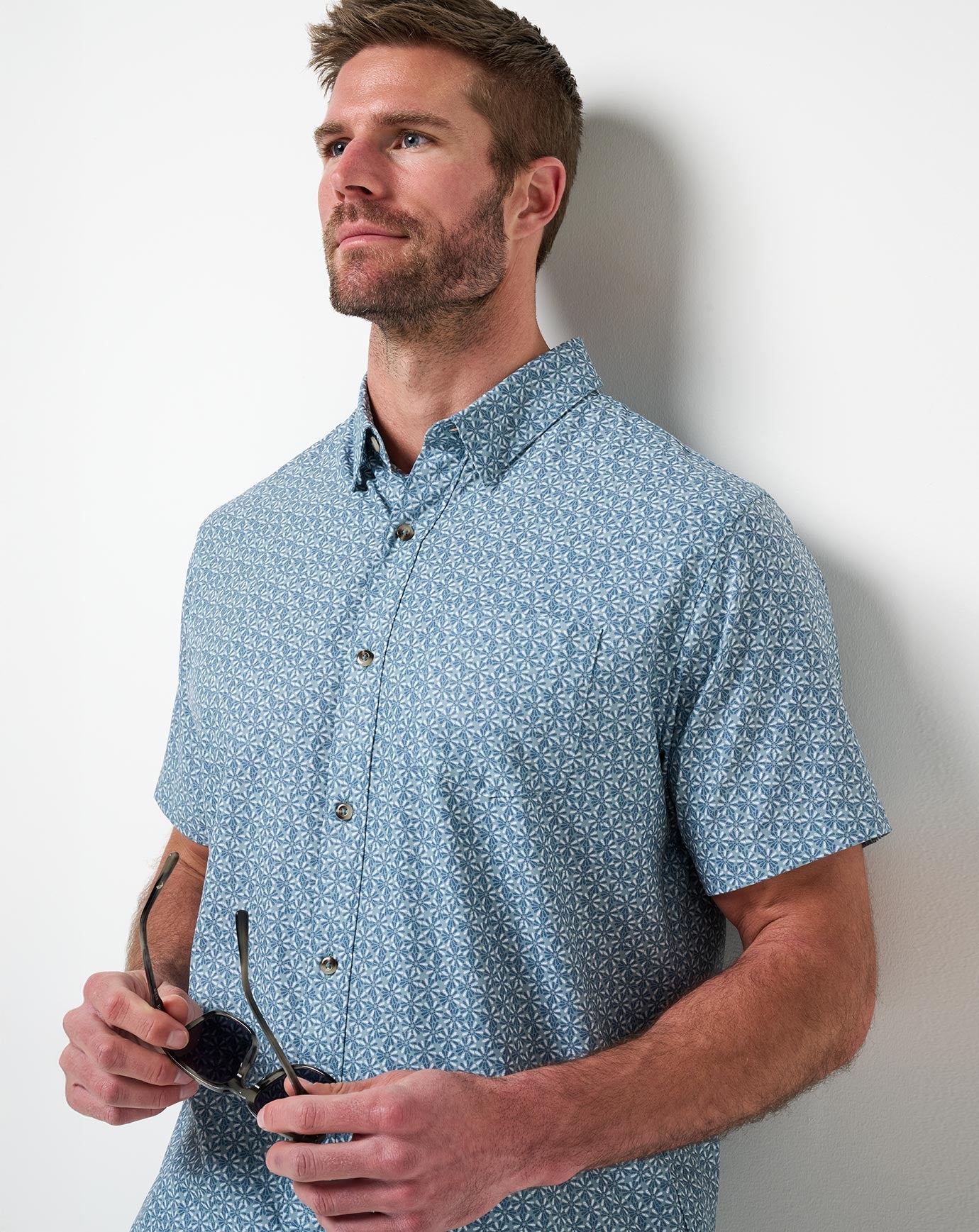 Travis Mathew For sale | Techwoven Country Mile Button-Up