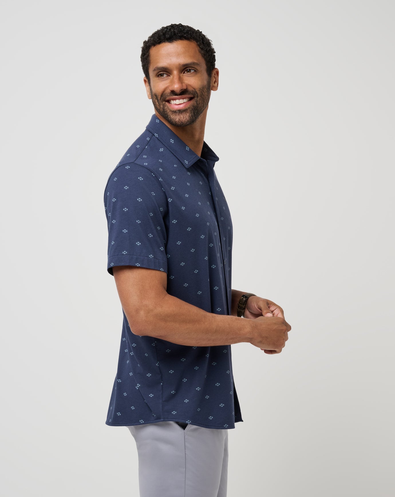Travis Mathew | Shore Of It Button-Up