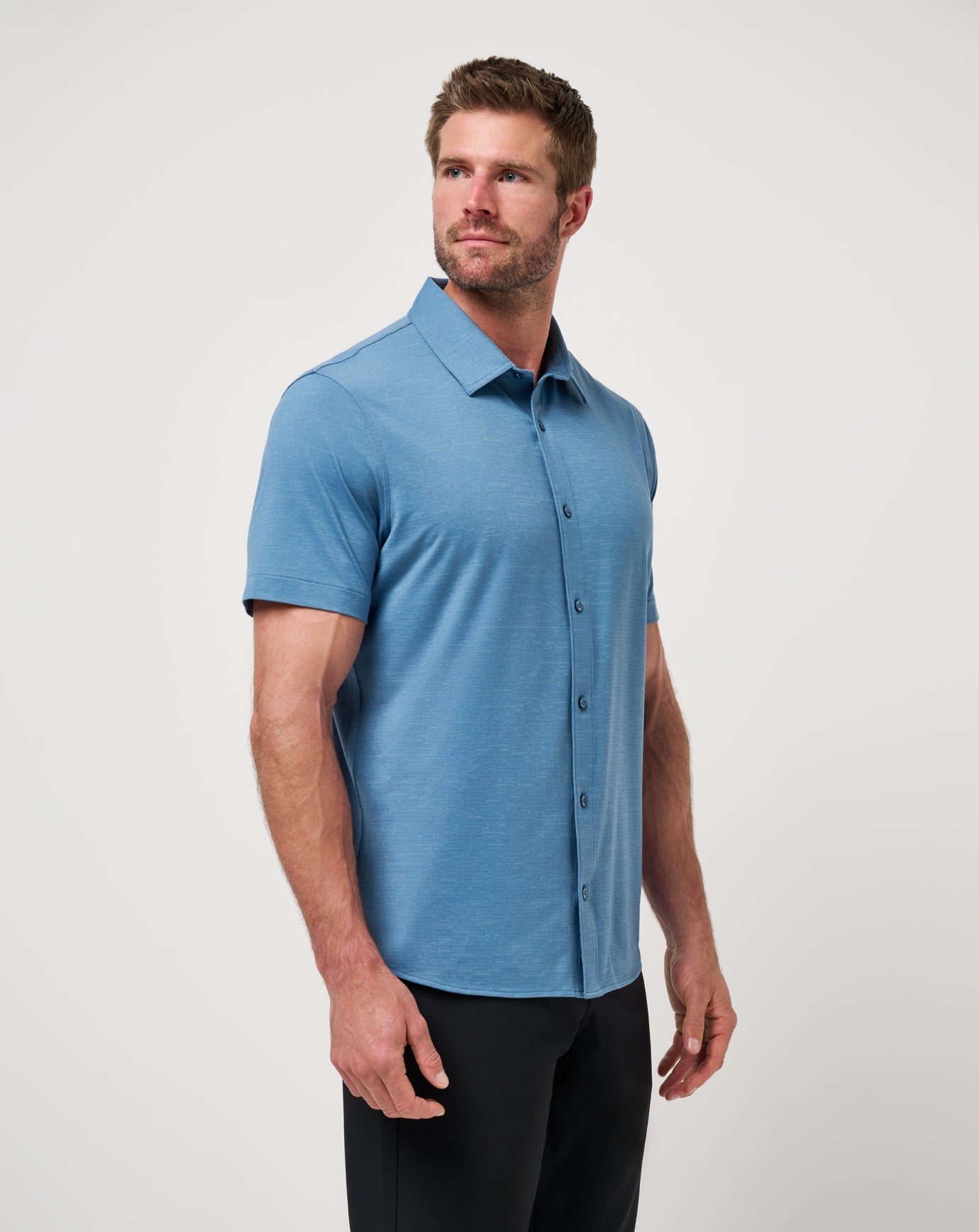 Travis Mathew Sale | The Heater Button-Up