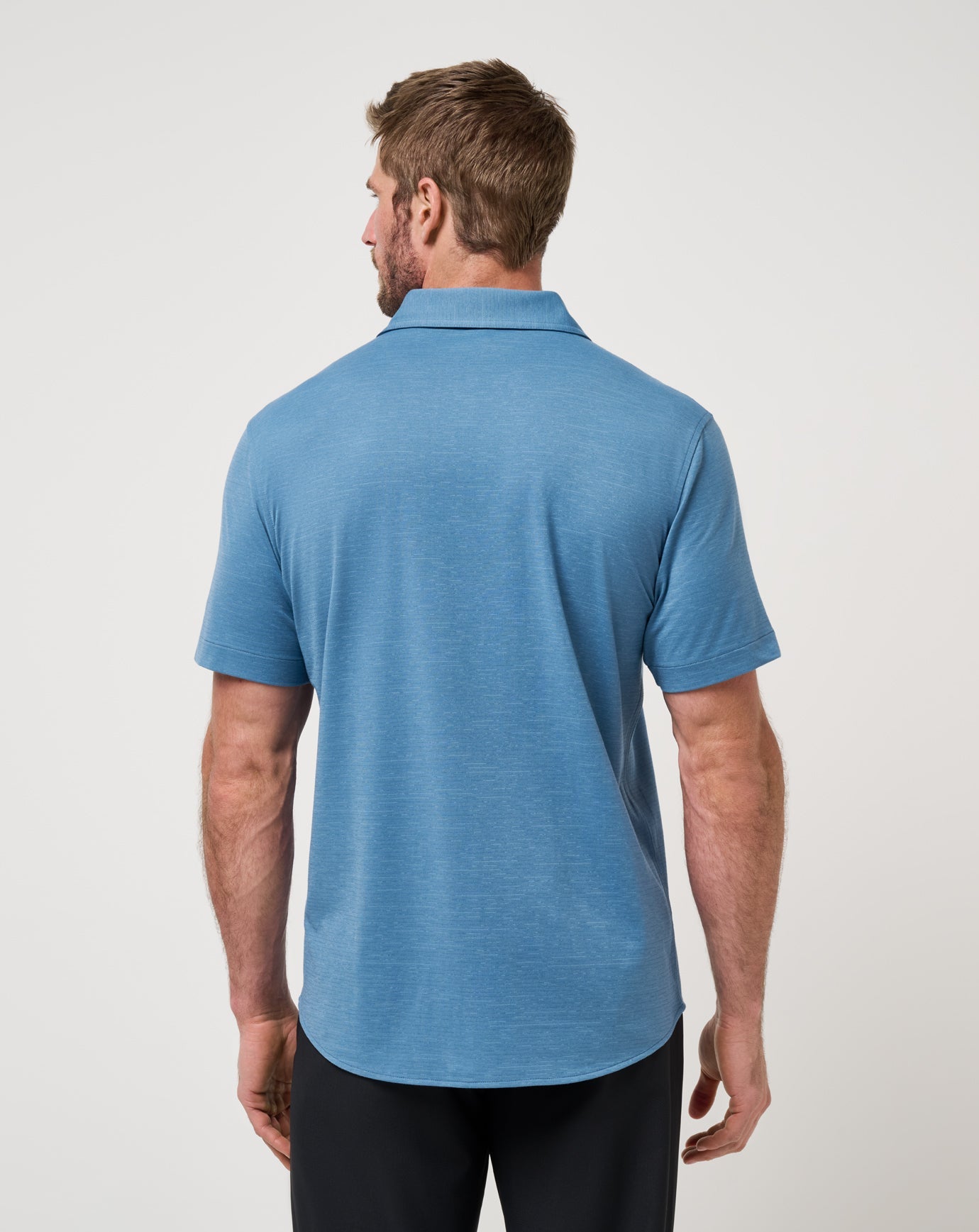 Travis Mathew Sale | The Heater Button-Up