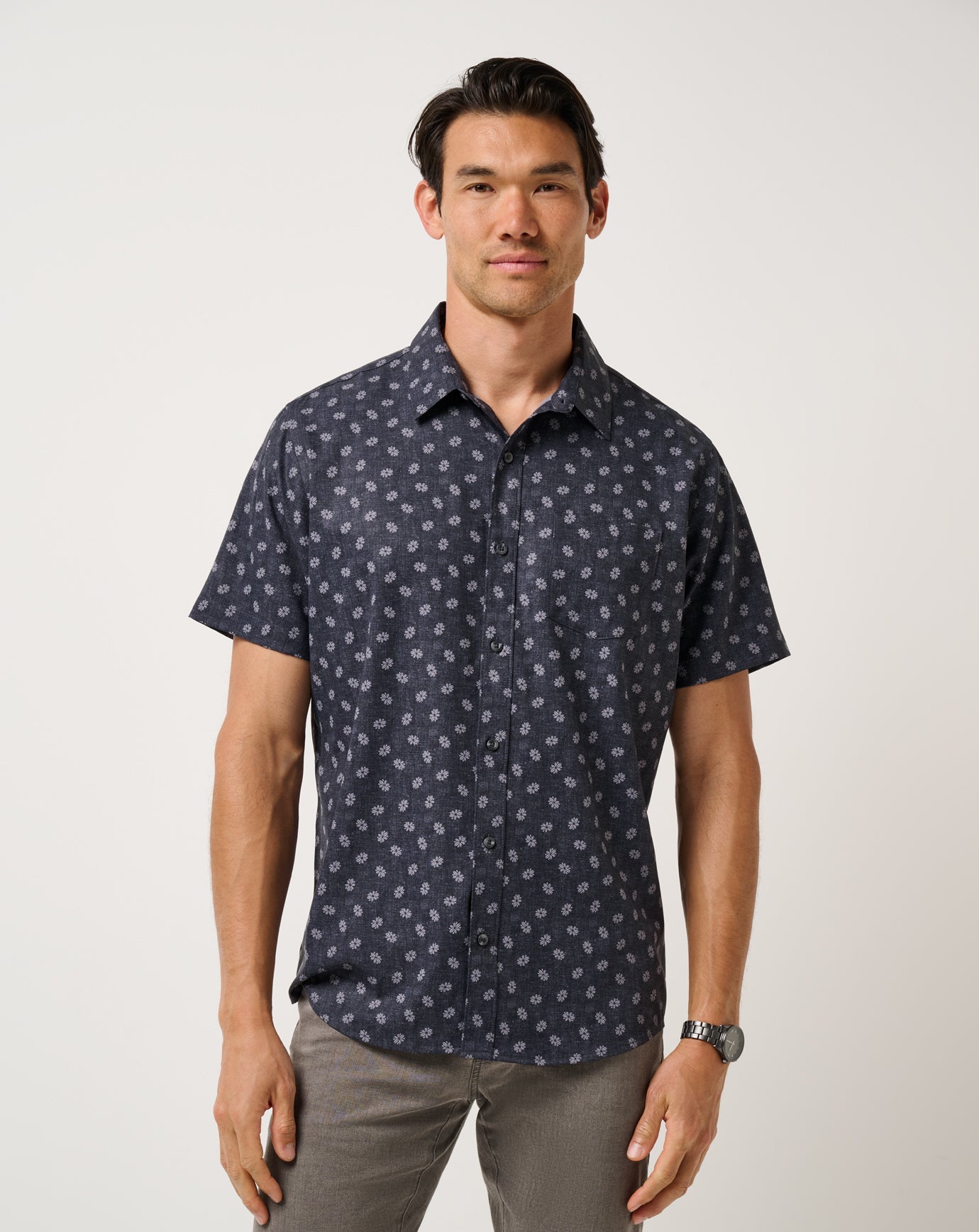 Travis Mathew Outlet | Techwoven Grey Wind Button-Up