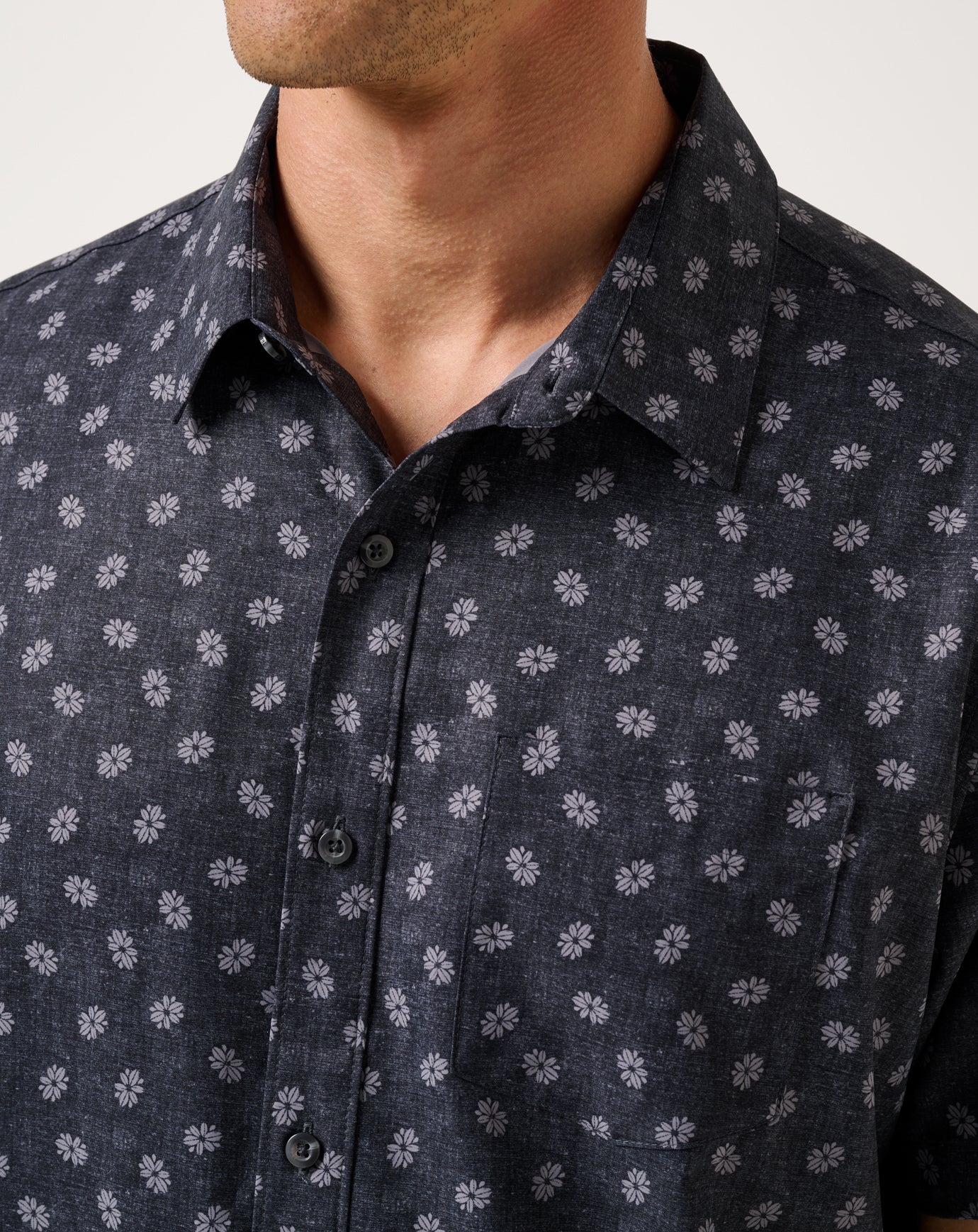 Travis Mathew Outlet | Techwoven Grey Wind Button-Up