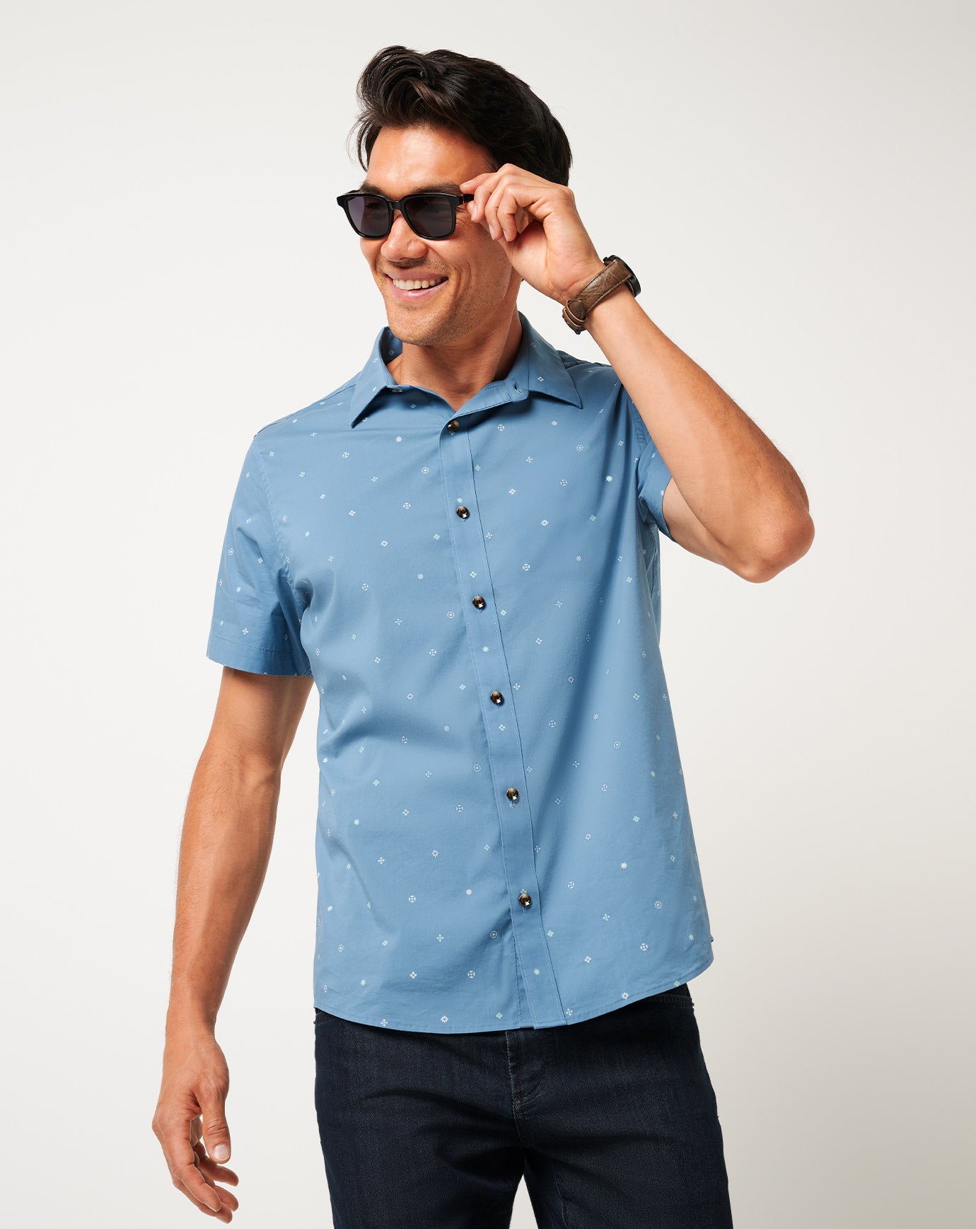 Travis Mathew Hot sale | Per Aspera Button-Up