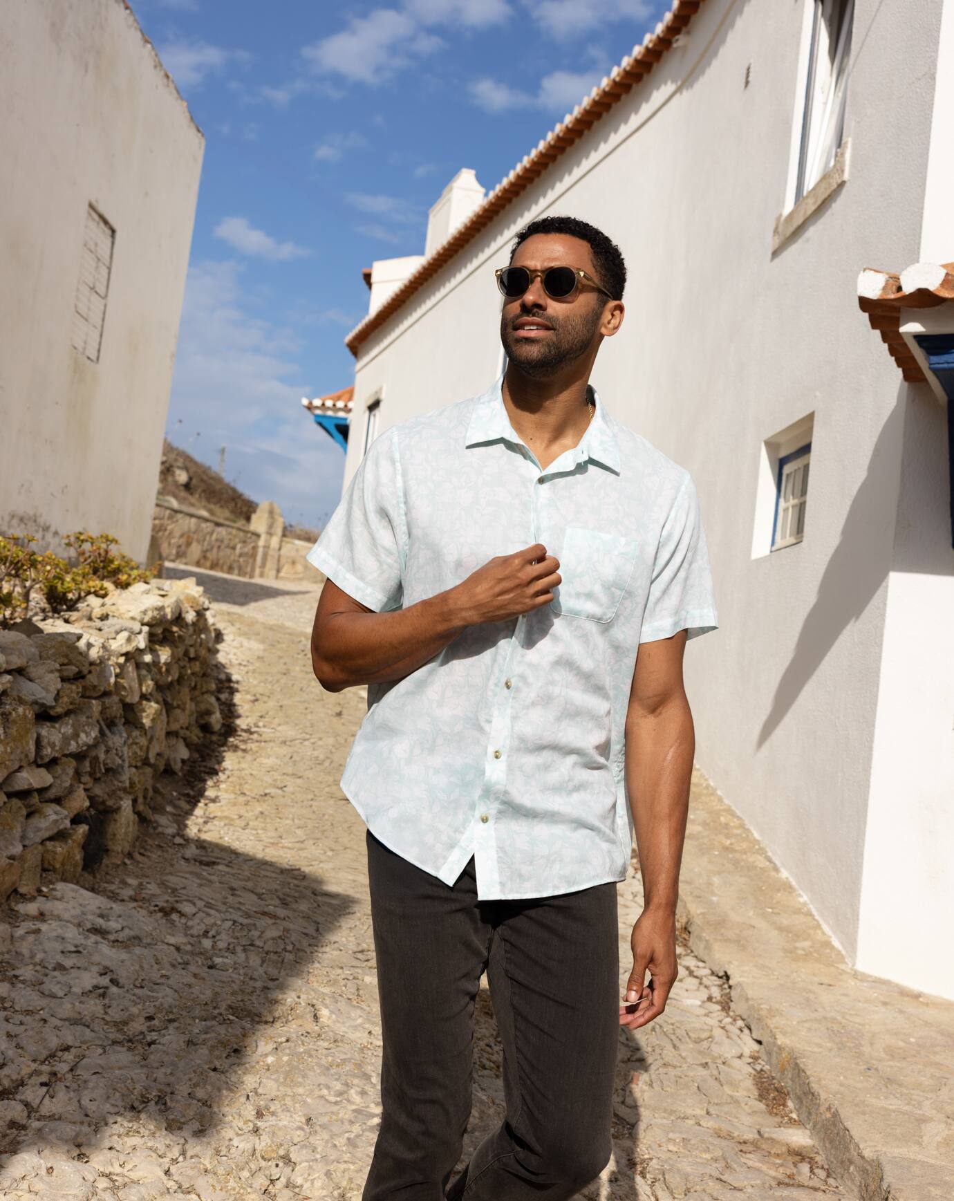 Travis Mathew Outlet | Double Room Button-Up