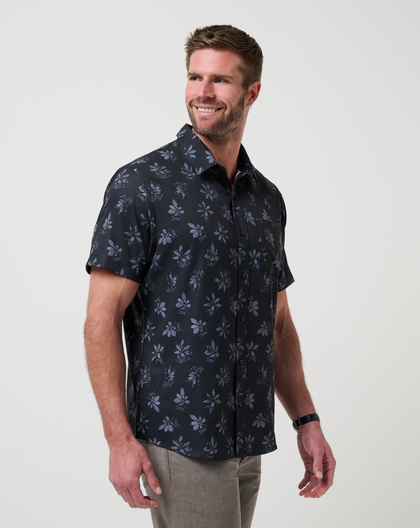 Travis Mathew On Sale | Techwoven Seamate Button-Up