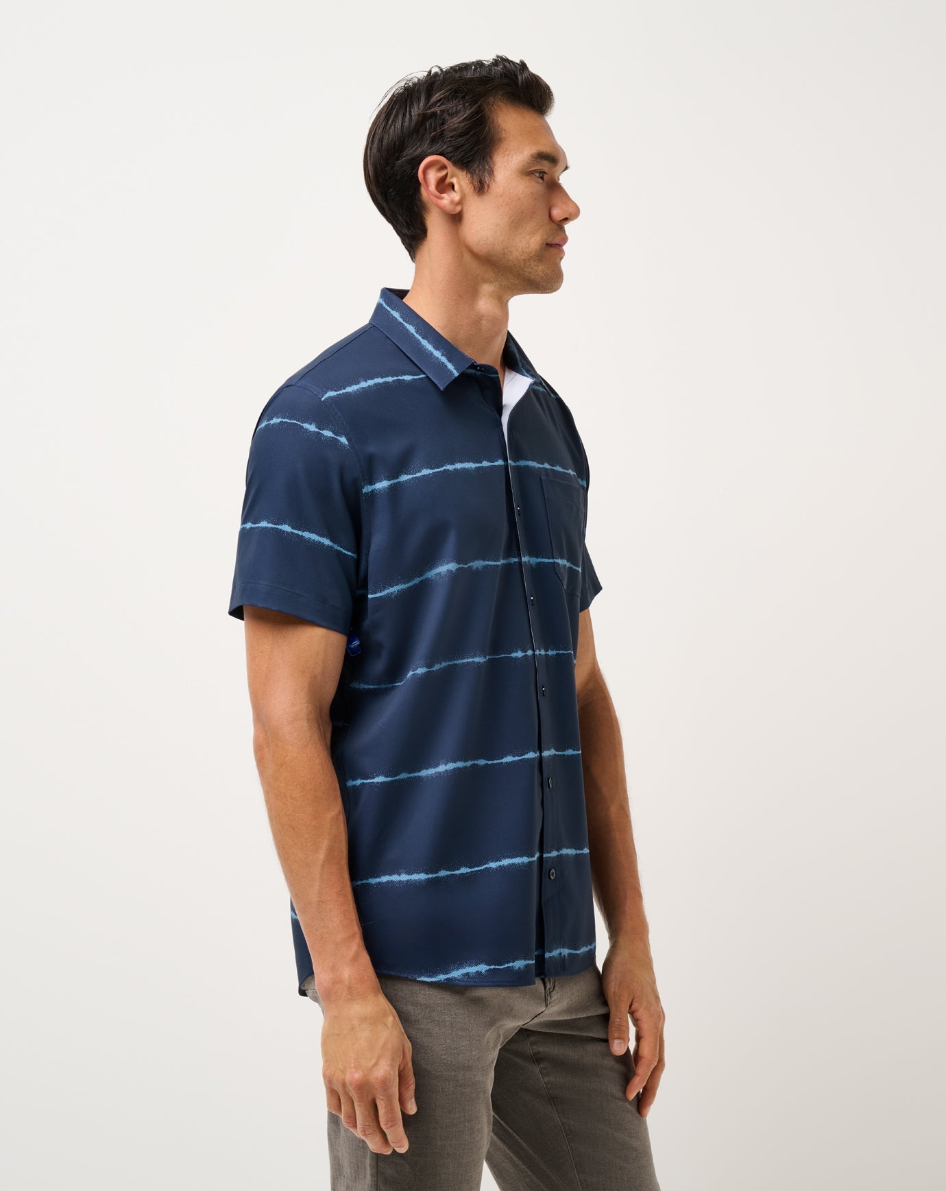 Travis Mathew Discount | Techwoven Sundaze Button-Up