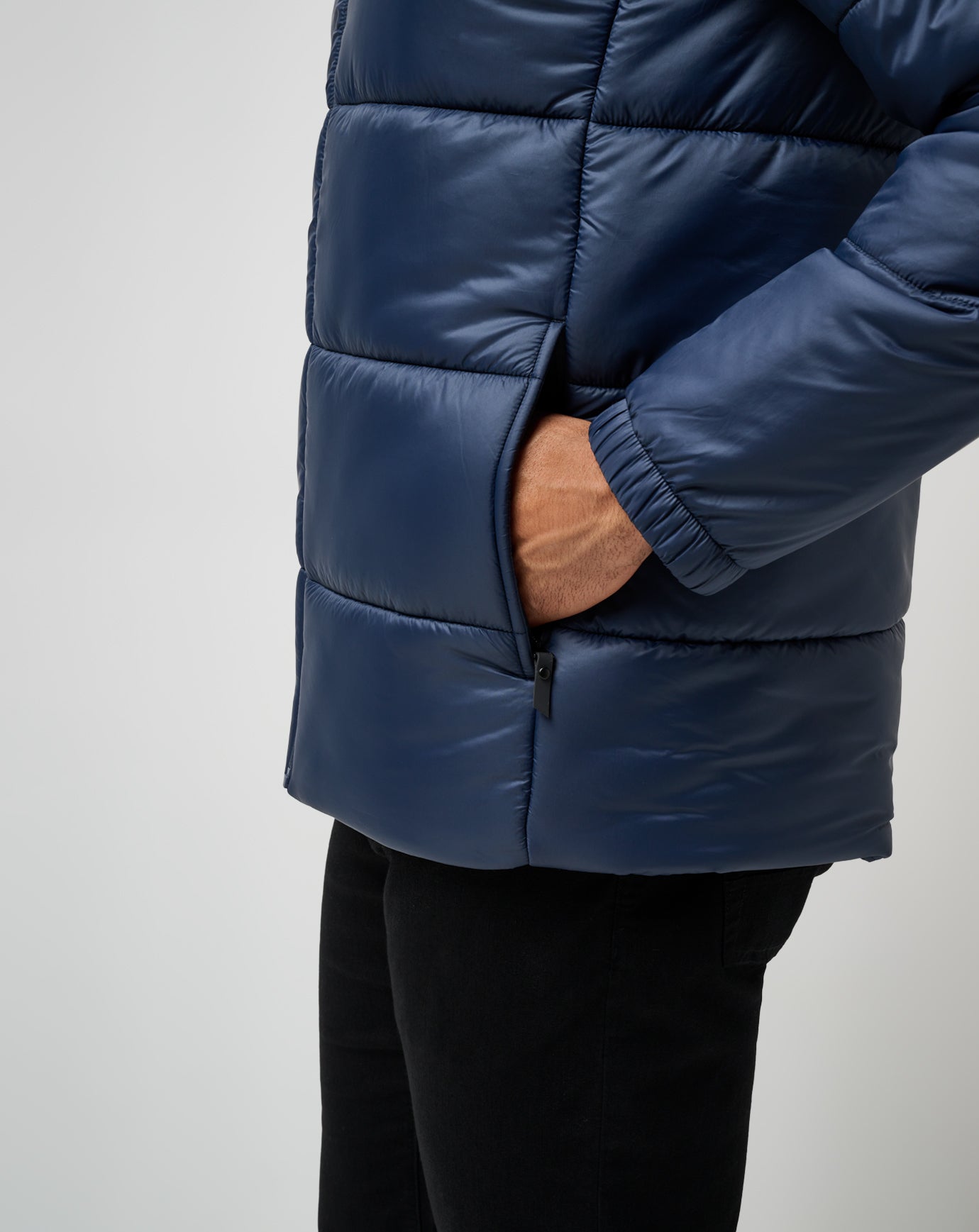 Travis Mathew Outlet | Aves Tech Puffer Jacket