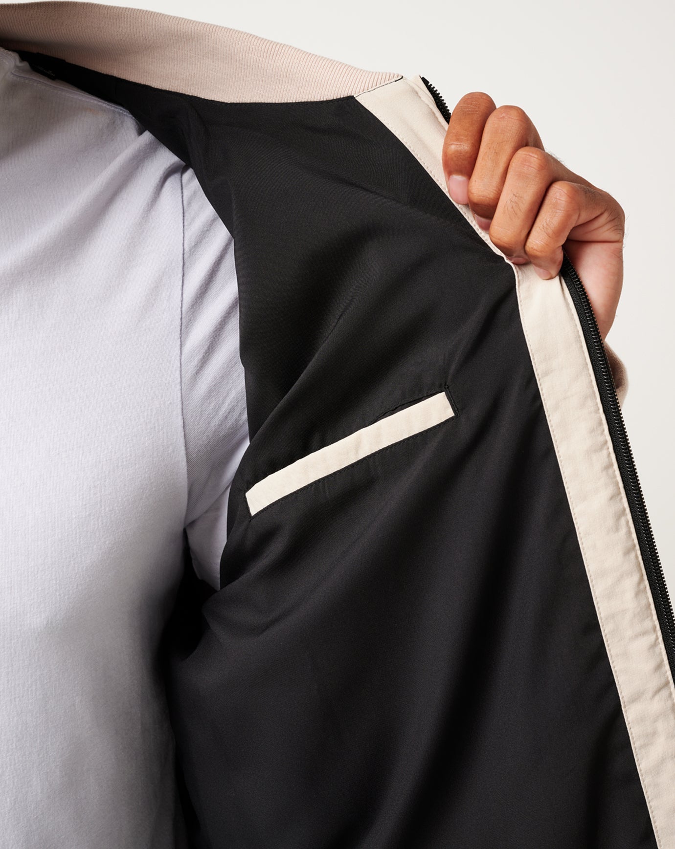 Travis Mathew Online | Lost Cave Jacket