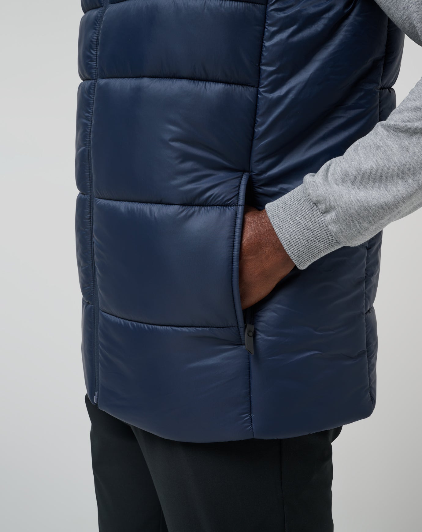 Travis Mathew Discount | Aves Tech Puffer Vest