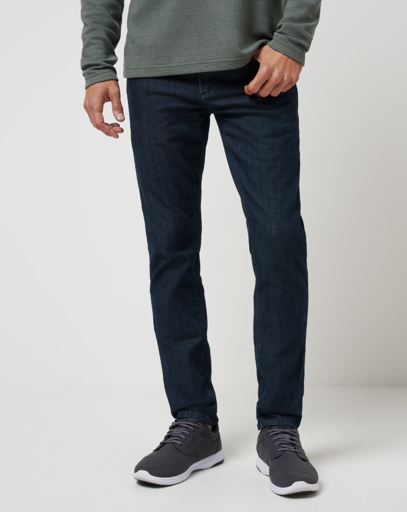 Travis Mathew Outlet | Legacy Featherweight Jeans