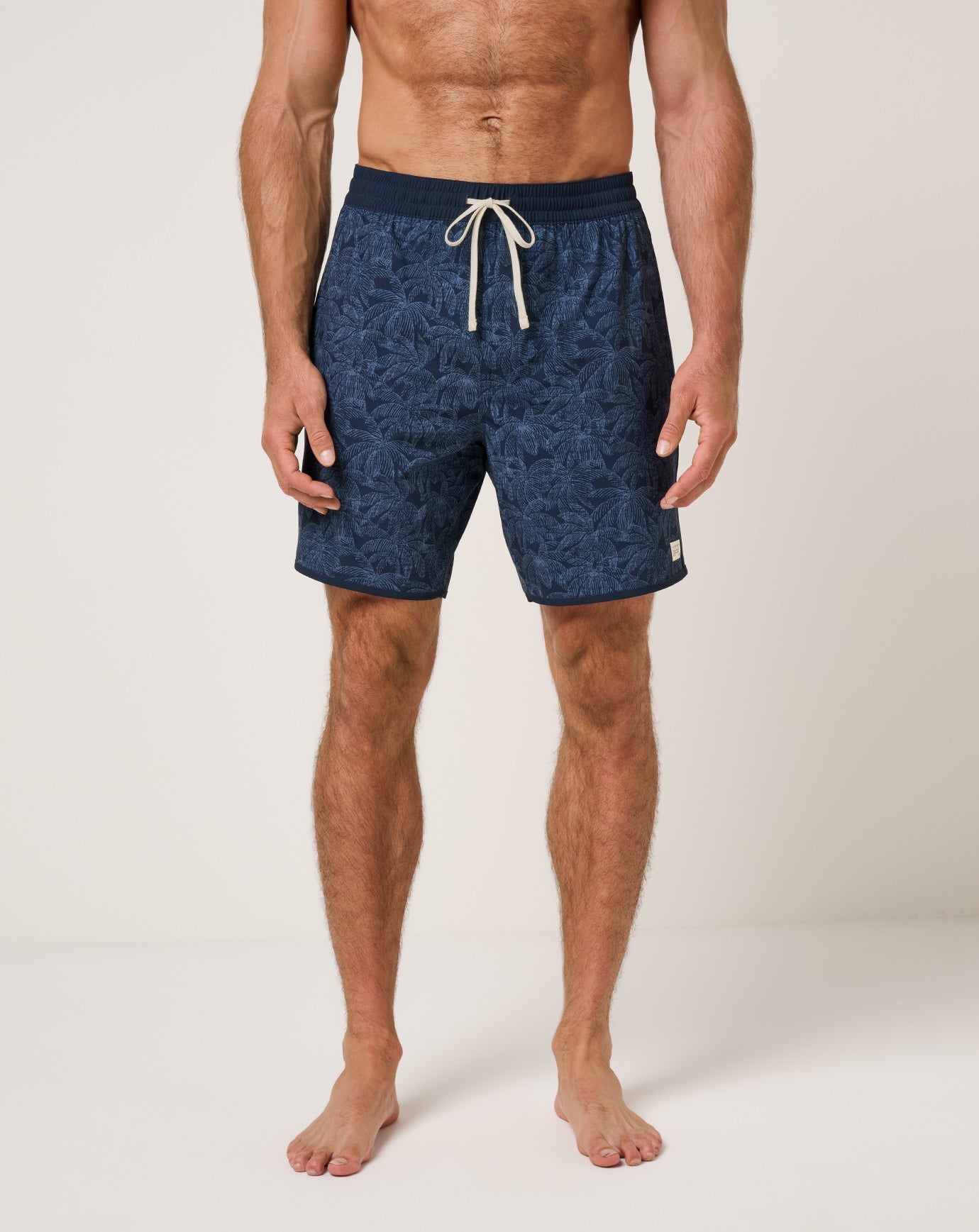 Travis Mathew On Sale | Tidal Whisper Boardshort 18In