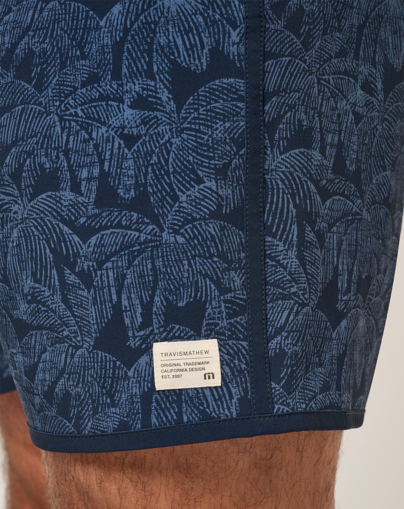 Travis Mathew On Sale | Tidal Whisper Boardshort 18In