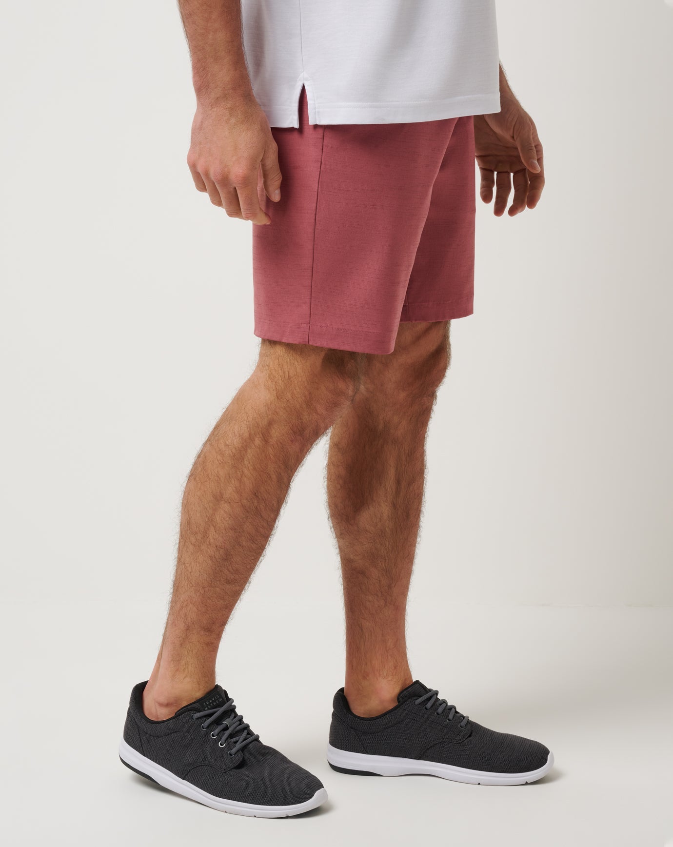 Travis Mathew On Sale | Travel Year Short 9In