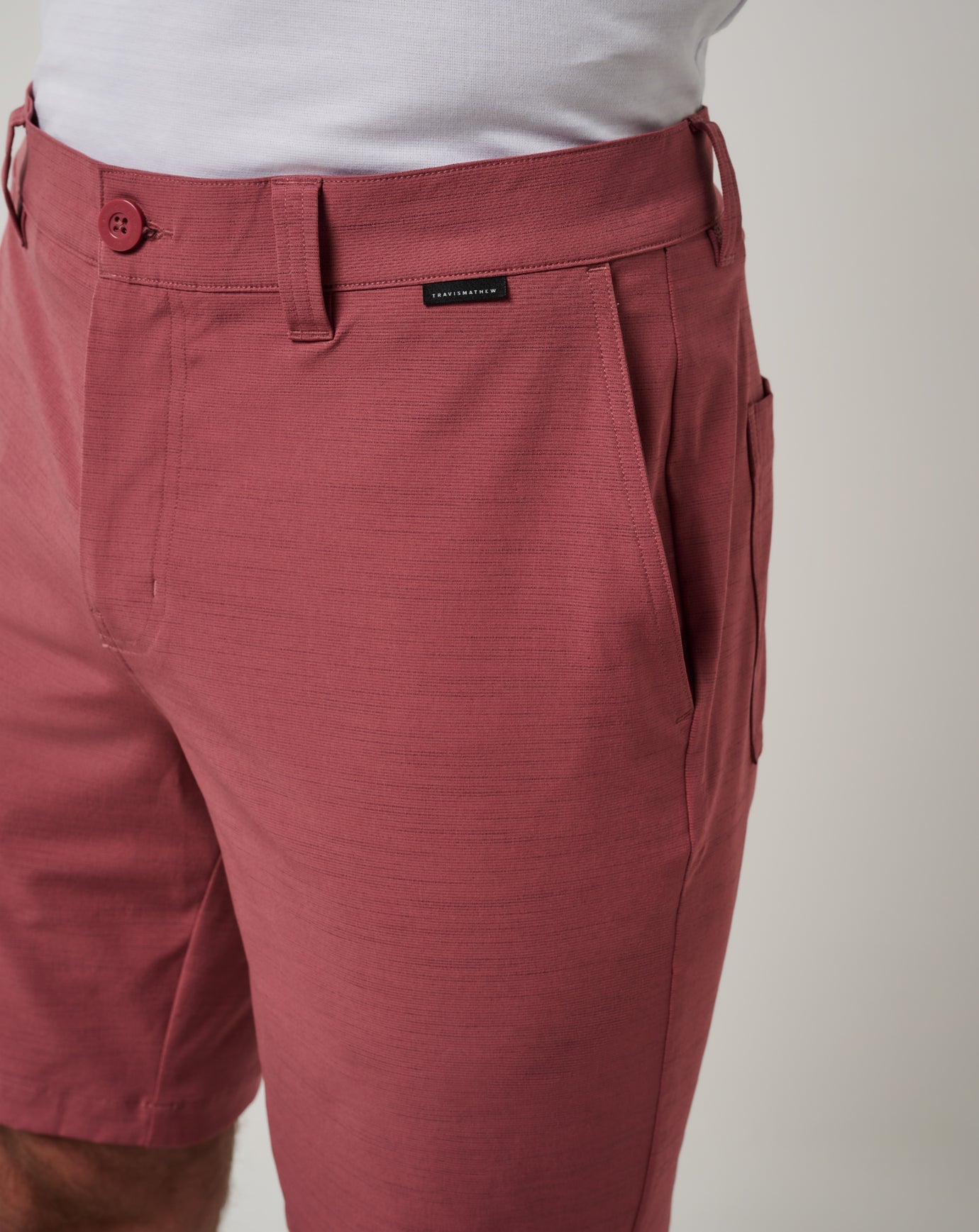 Travis Mathew On Sale | Travel Year Short 9In